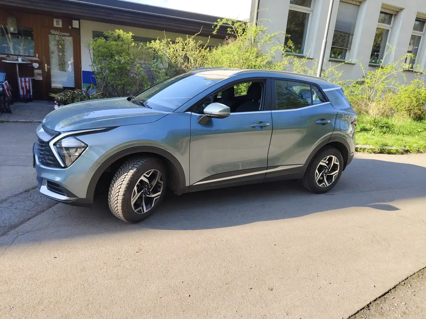 Kia Sportage 1,6 T-GDI 48V klimaaut. LED Alu17 R.cam P. sens. Grün - 1