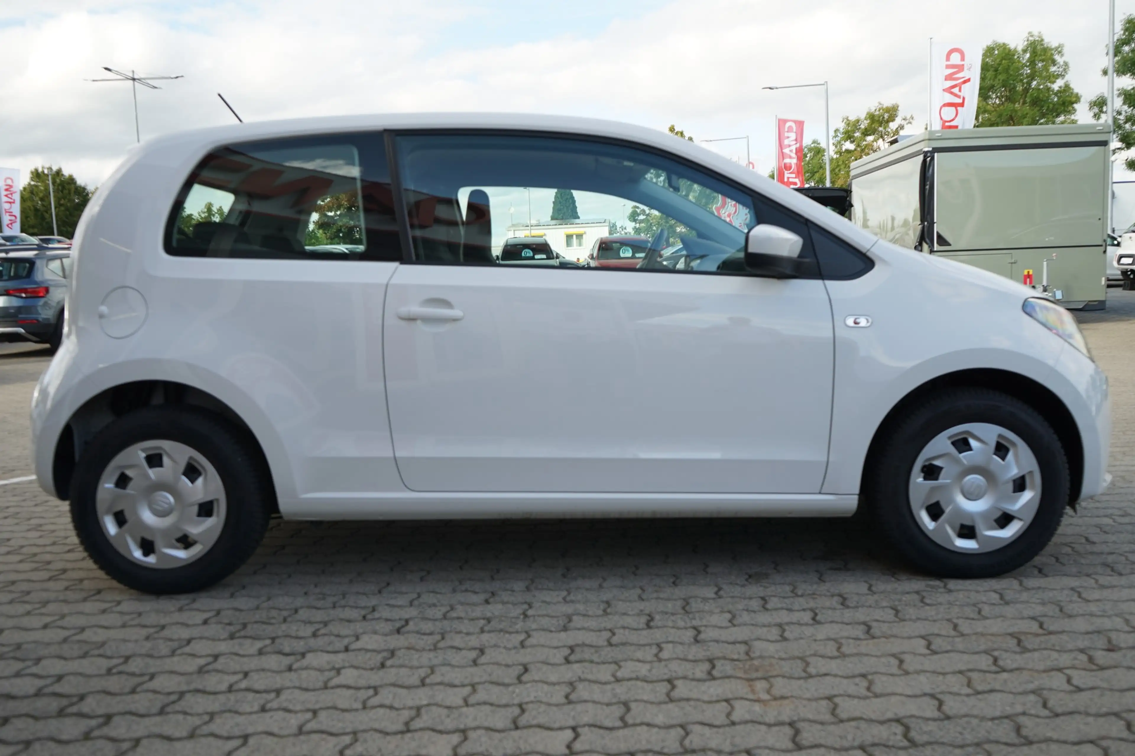 SEAT Mii 1.0 Chic AUX Bordcomputer Checkheft — photo 3
