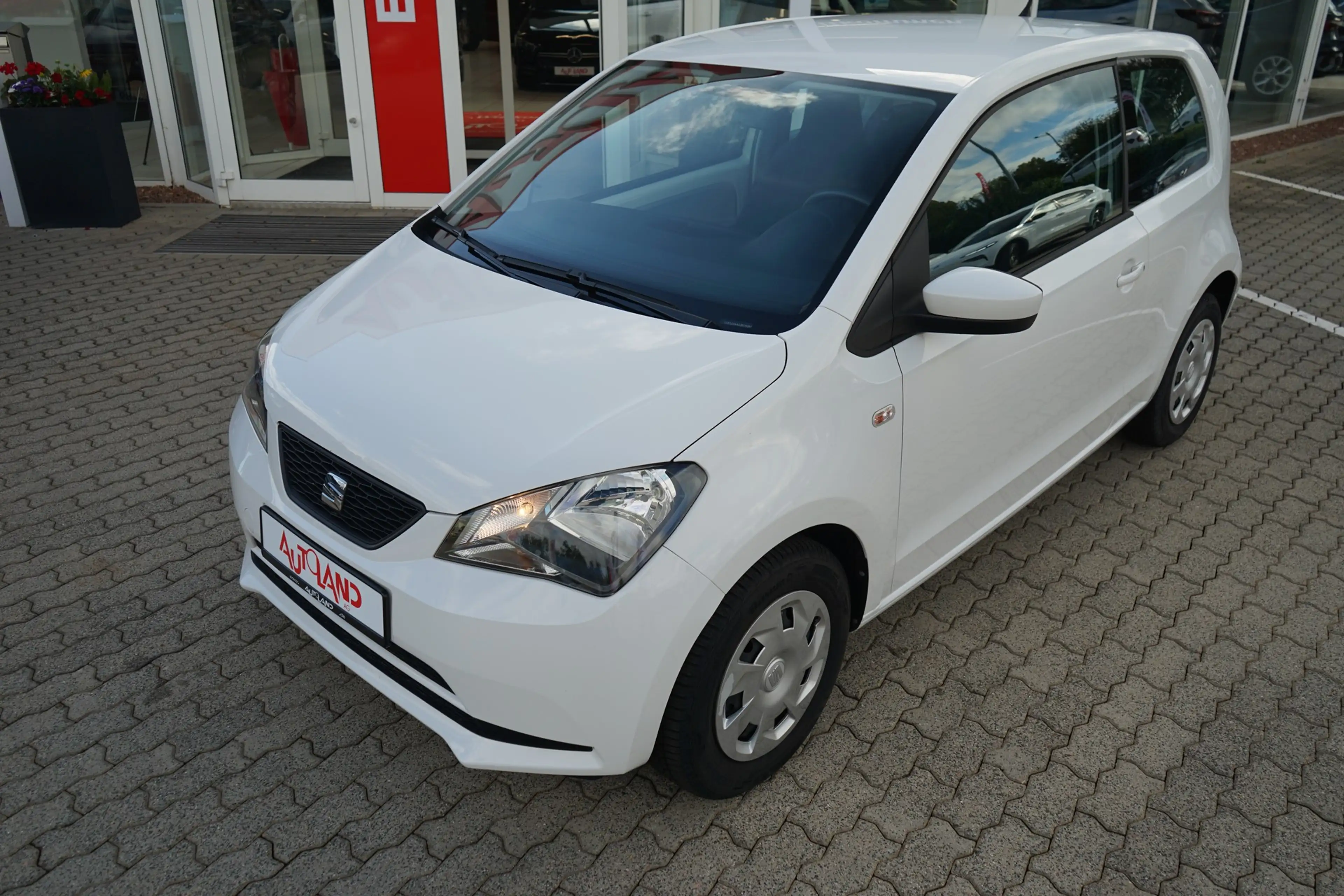 SEAT Mii 1.0 Chic AUX Bordcomputer Checkheft — photo 10