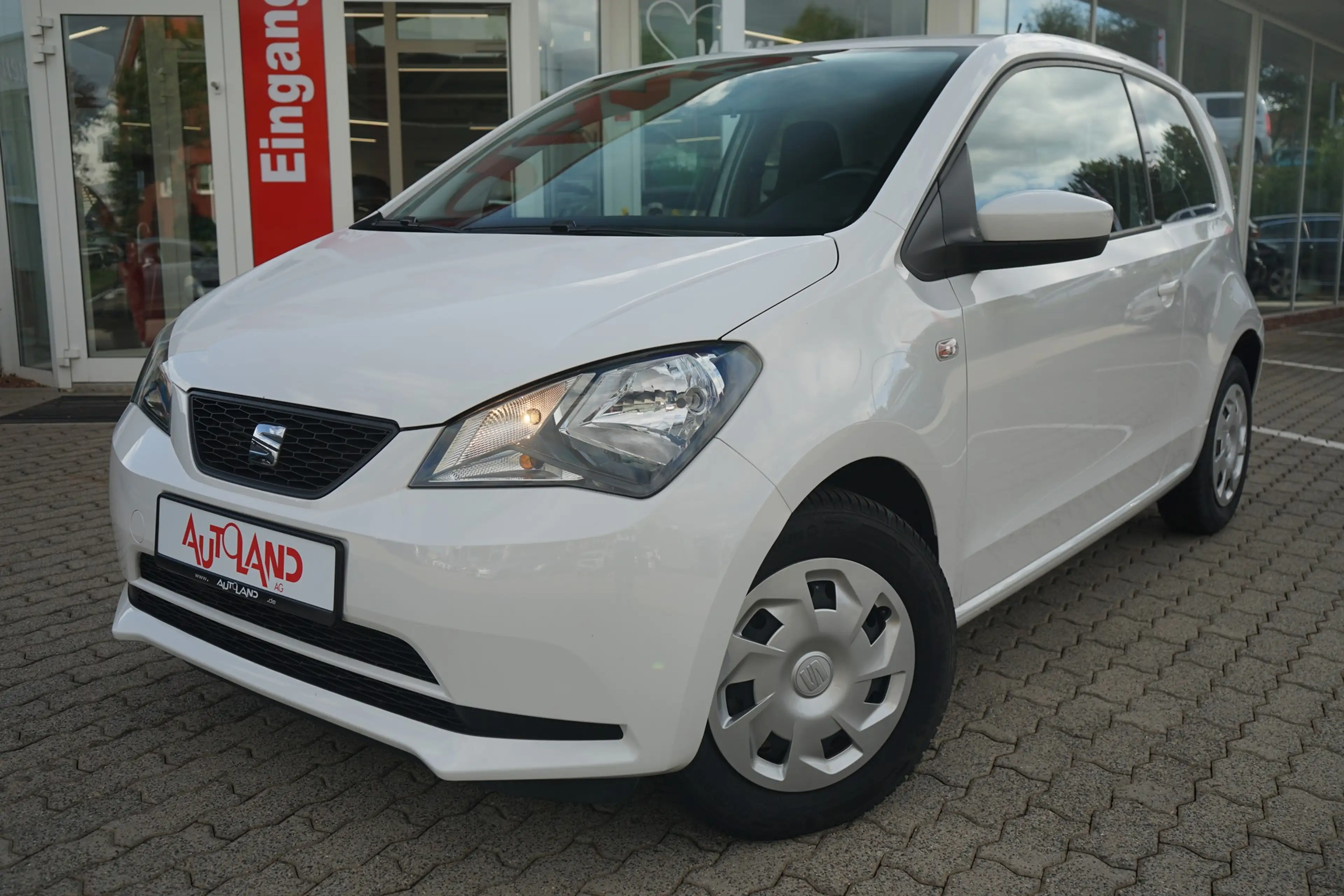 SEAT Mii 1.0 Chic AUX Bordcomputer Checkheft — photo 2