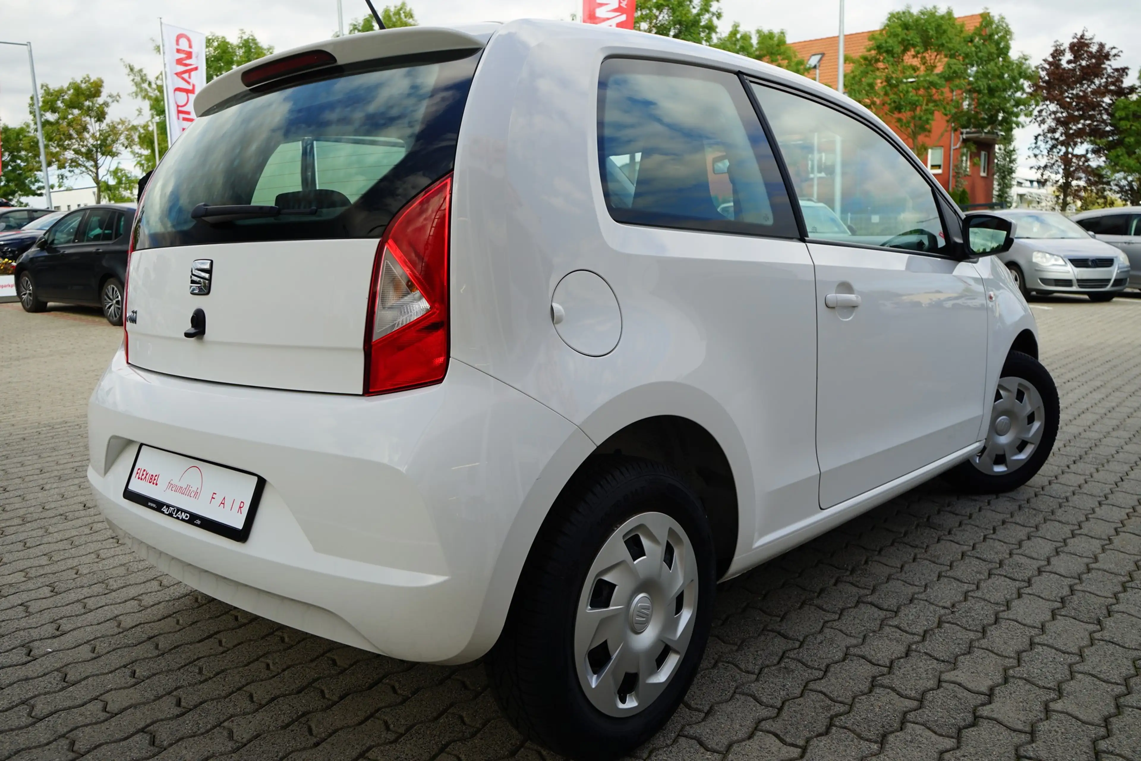 SEAT Mii 1.0 Chic AUX Bordcomputer Checkheft — photo 12