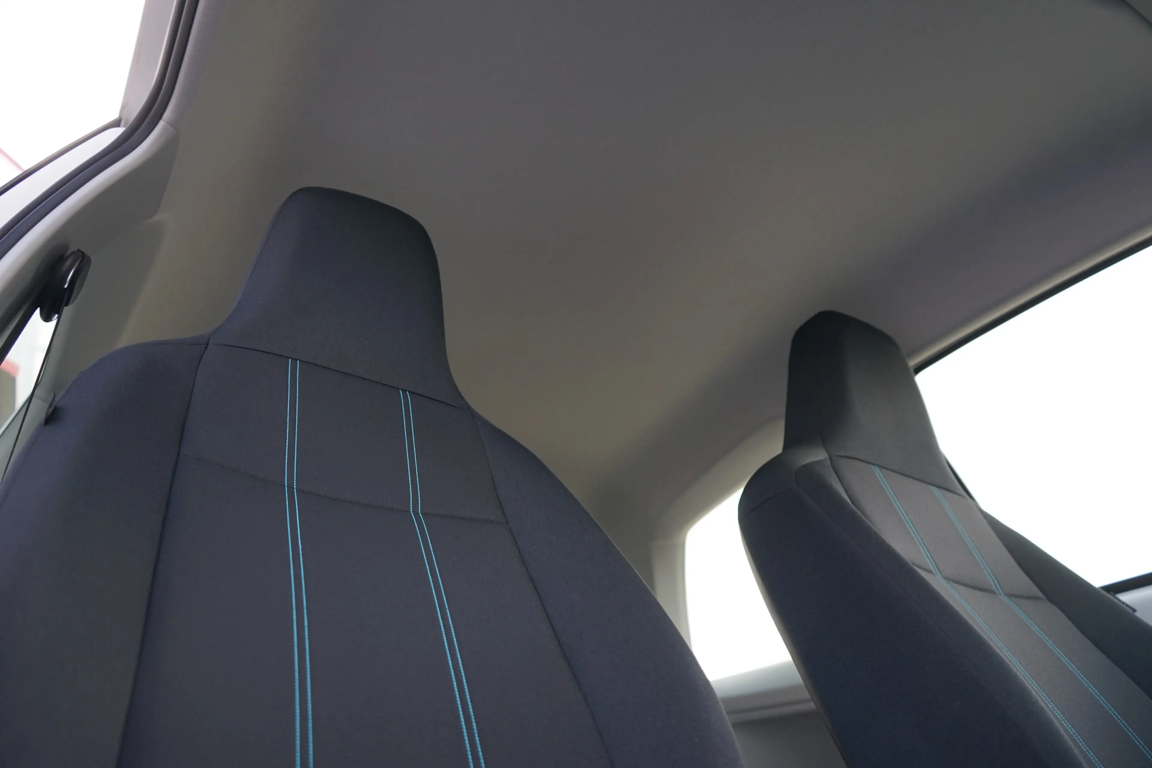 SEAT Mii 1.0 Chic AUX Bordcomputer Checkheft — photo 9