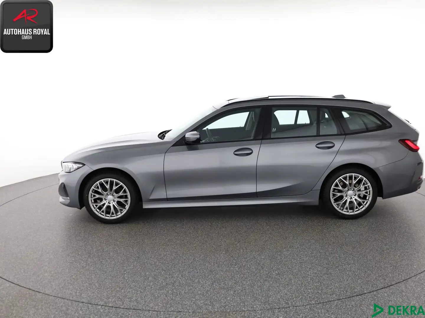 BMW 318 318 i T SHADOW LINE LIVE-COCKPIT,HIFI,PANORAMA Grau - 2