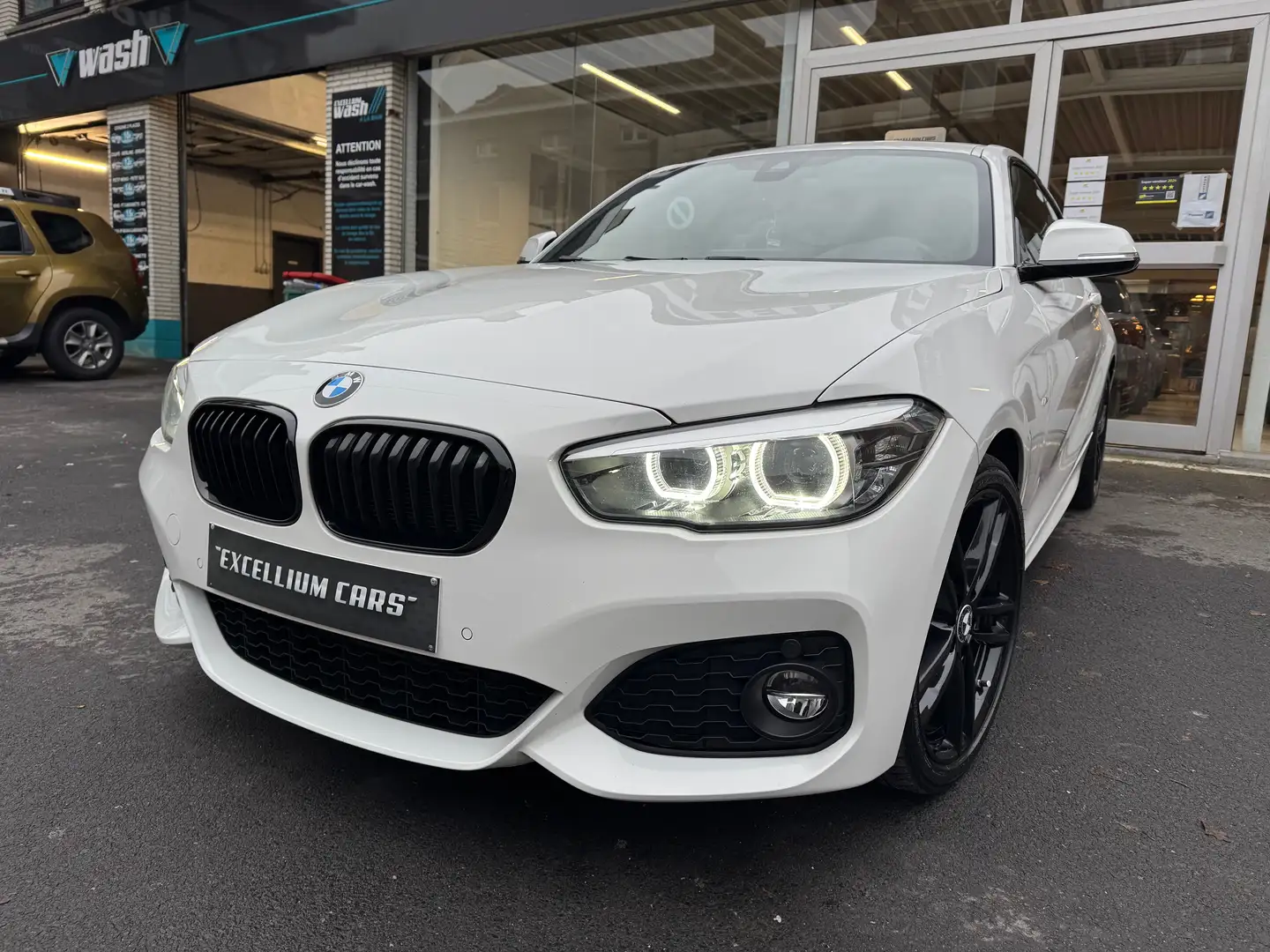BMW 118 d Pack-m Toit Ouvrant Cuir Xenon Jante Carnet Wit - 1