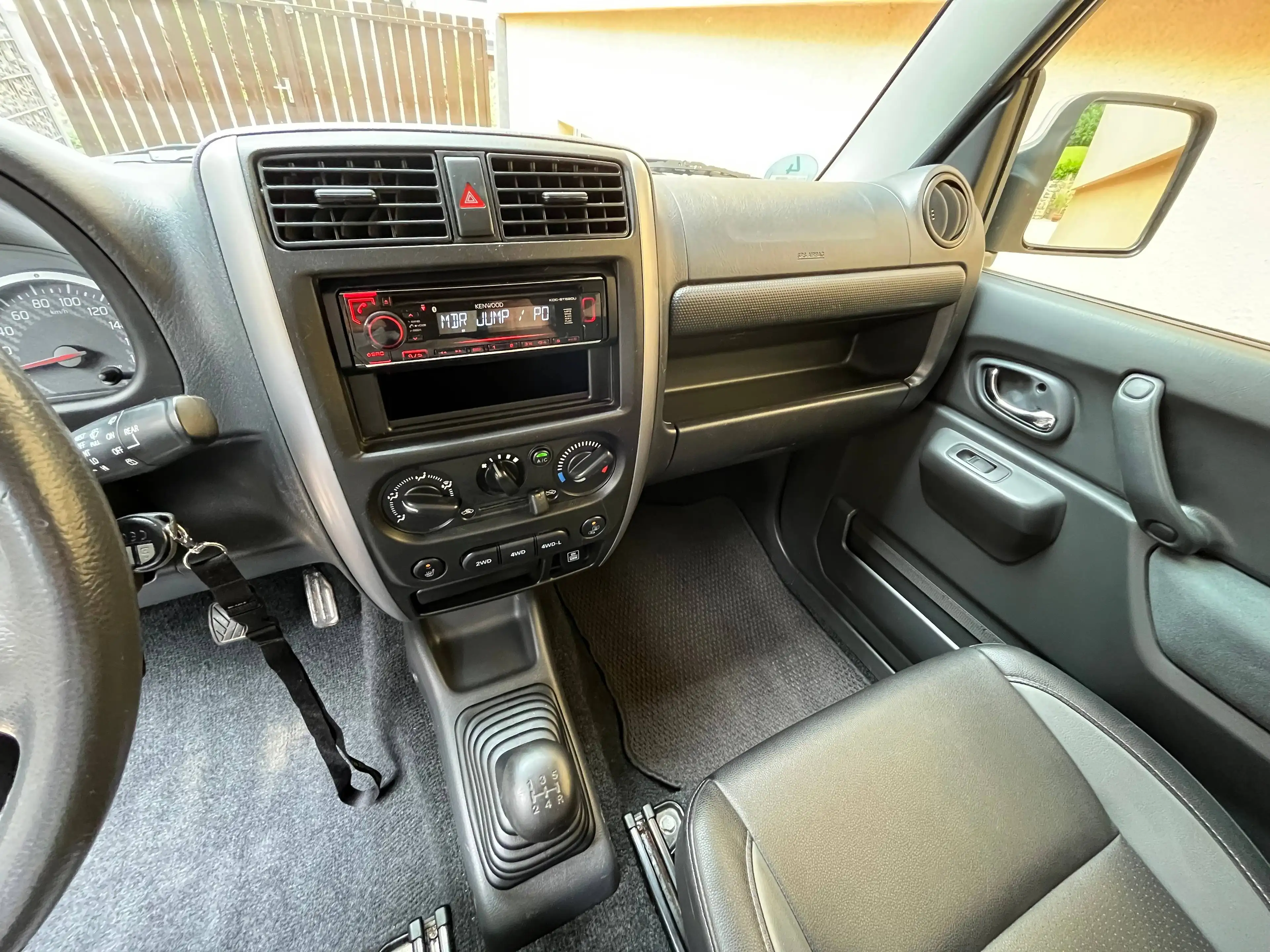 Suzuki Jimny Jimny Style Ranger — photo 14
