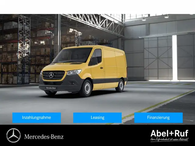 Mercedes-Benz Sprinter main image