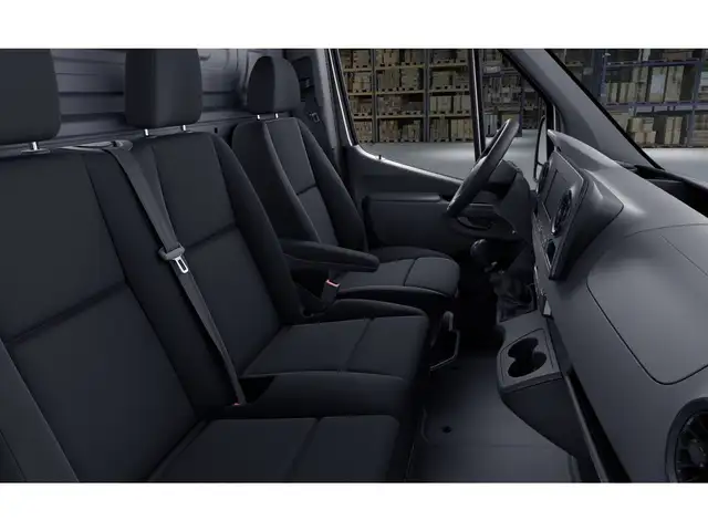 Mercedes-Benz Sprinter view 7