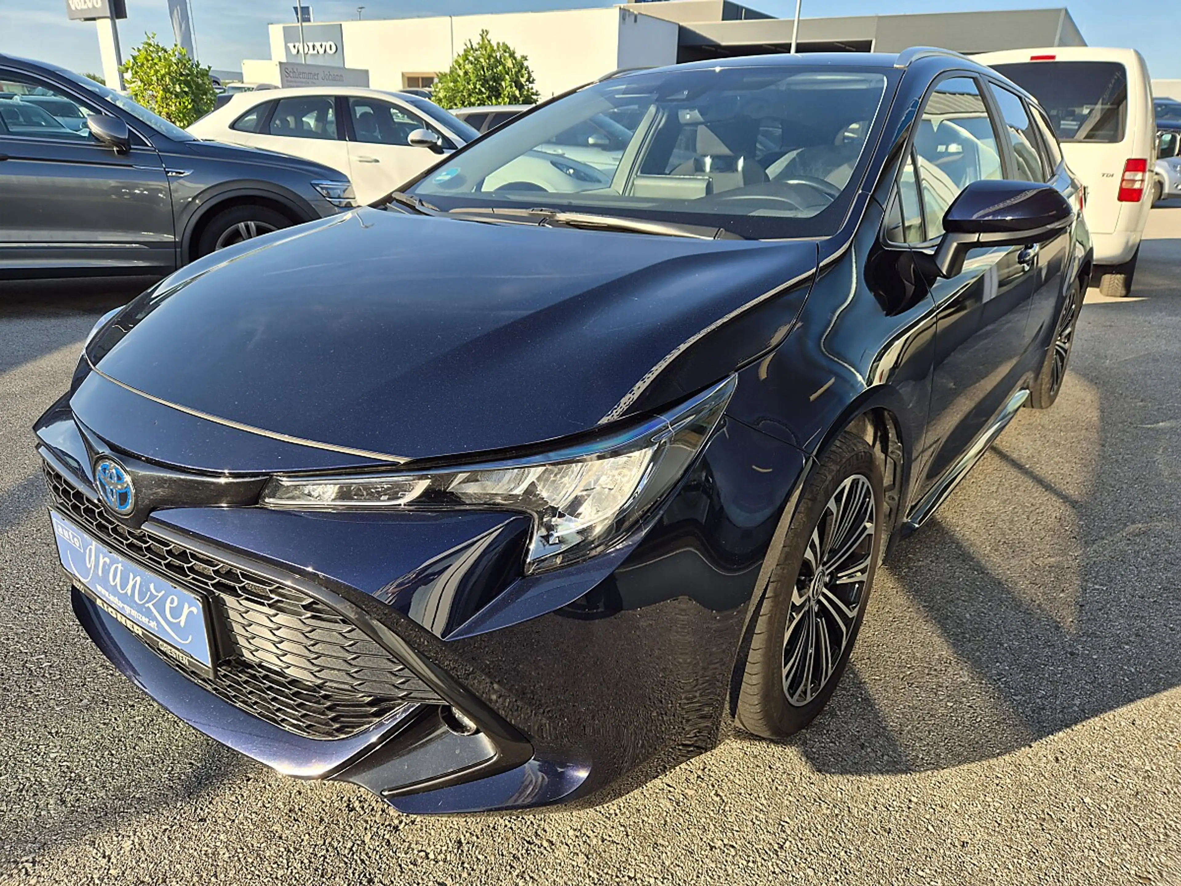Toyota Corolla Kombi 1,8 Hybrid Active Drive — photo 4