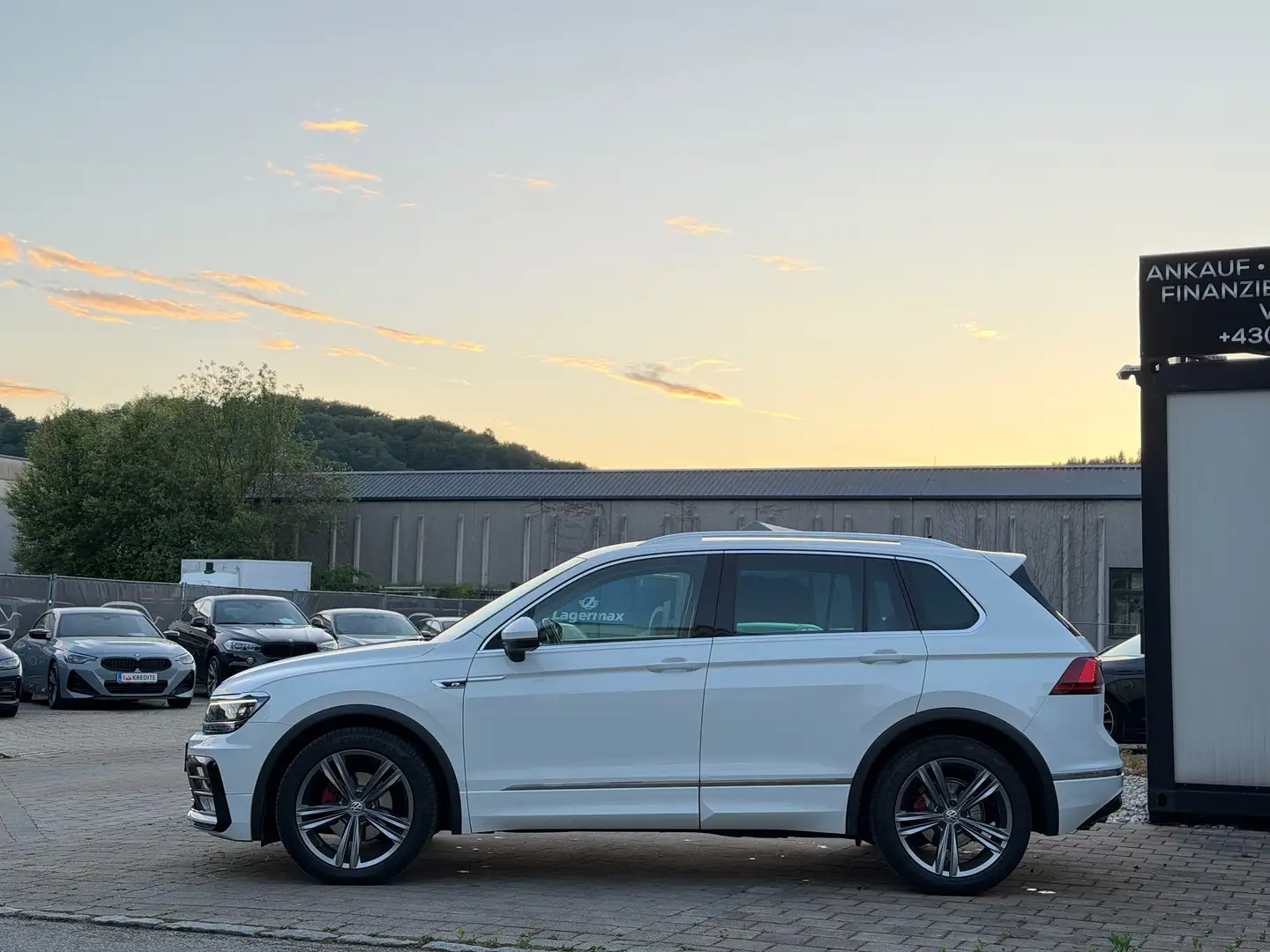 Volkswagen Tiguan 2,0 TDI R-Line Comfortline Finanzierung möglich Weiß - 2