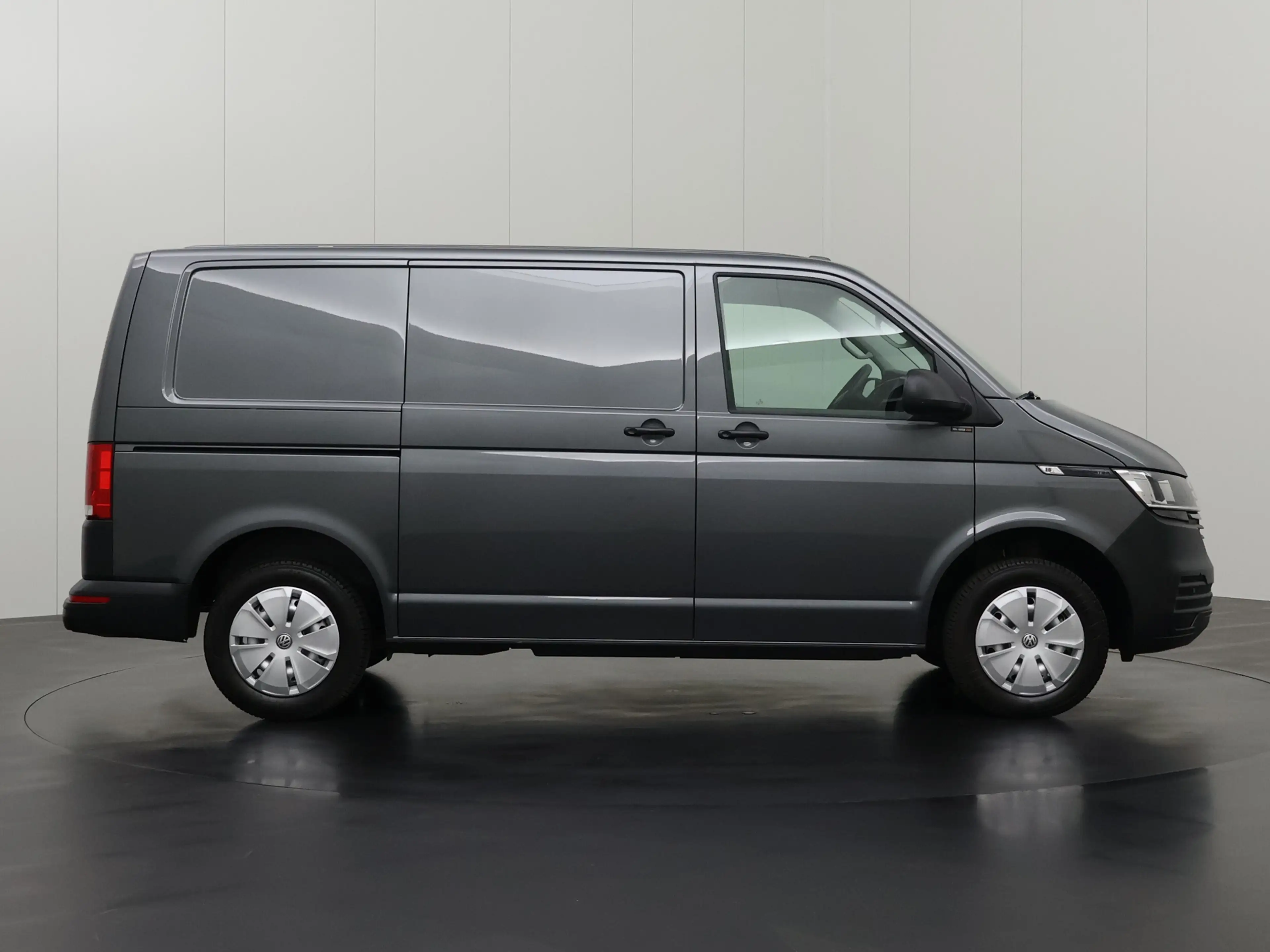 Volkswagen T6.1 Transporter 2.0TDI 150PK DSG Automaat Highline | Navigatie | C — photo 13