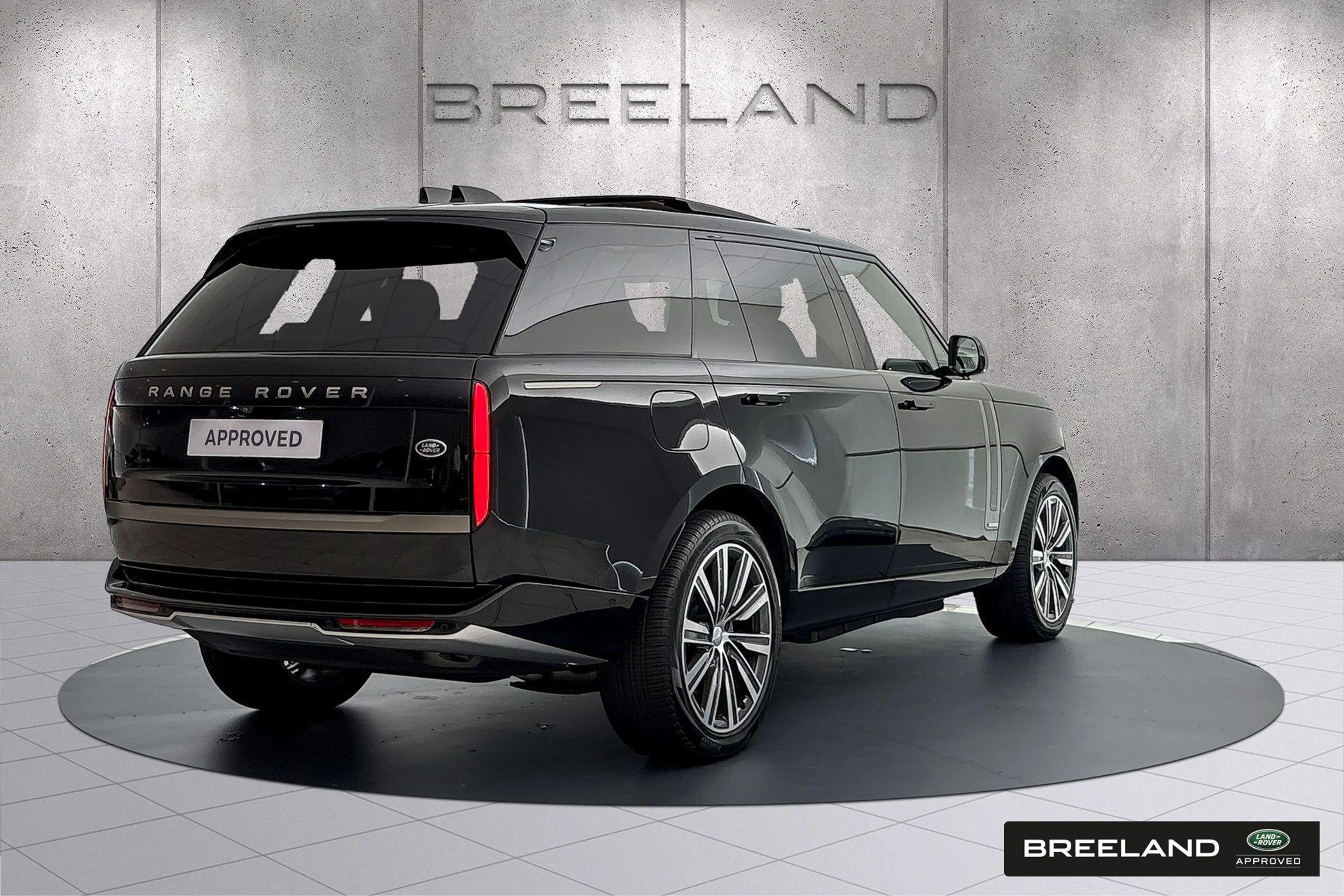 Land Rover Range Rover P440e LWB Autobiography | Massage | Long Wheel Bas — photo 15