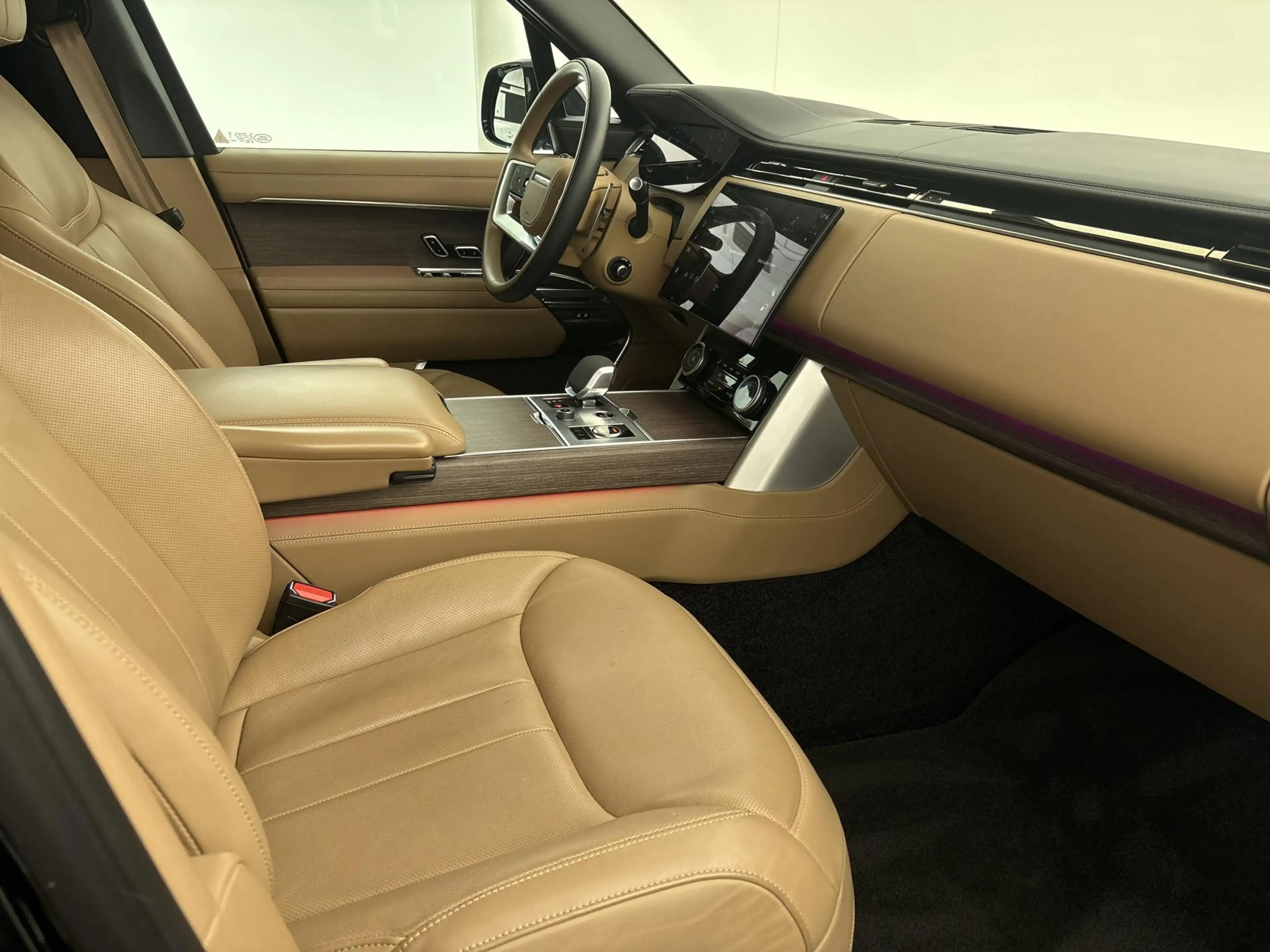 Land Rover Range Rover P440e LWB Autobiography | Massage | Long Wheel Bas — photo 6
