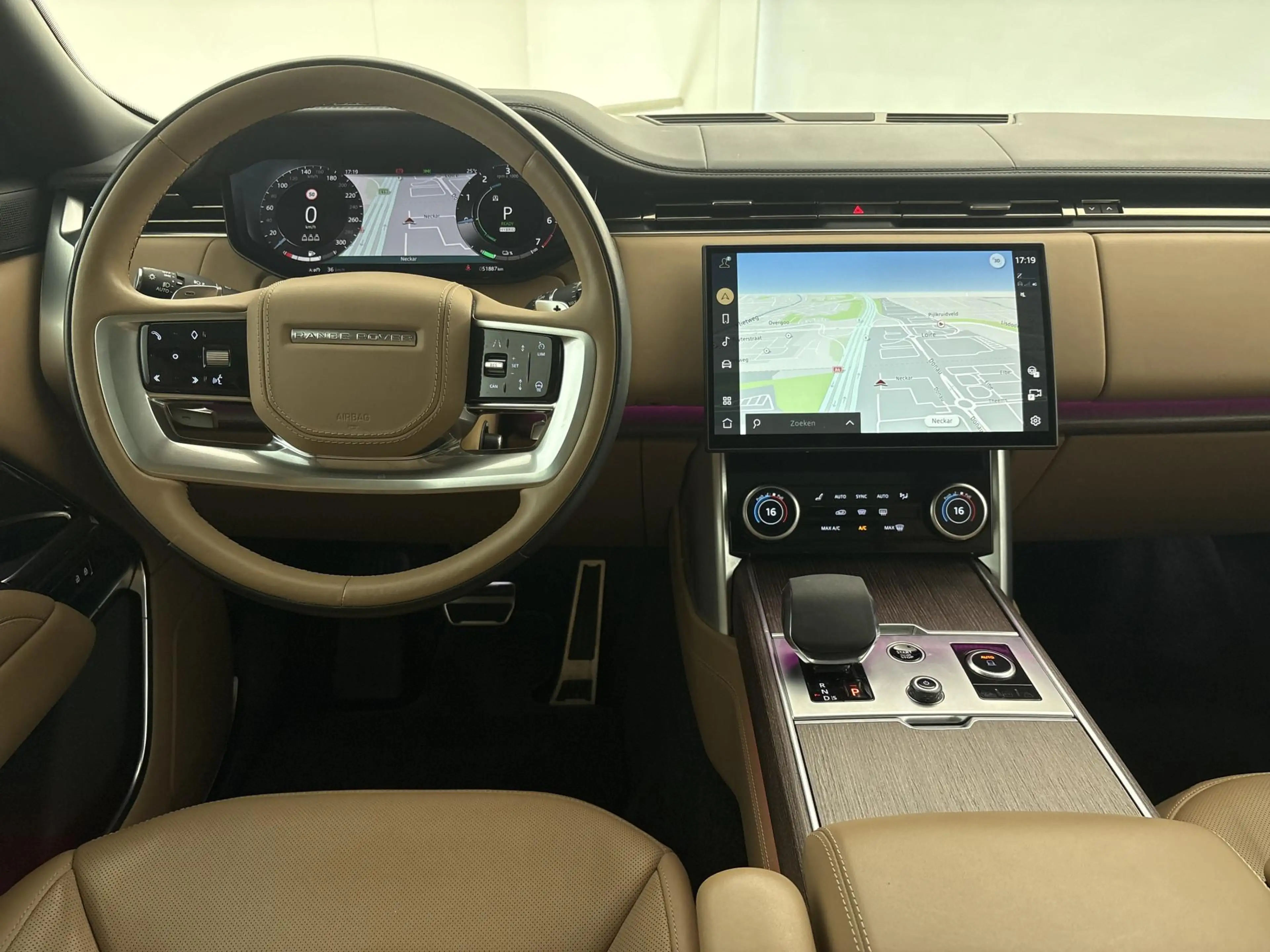 Land Rover Range Rover P440e LWB Autobiography | Massage | Long Wheel Bas — photo 9