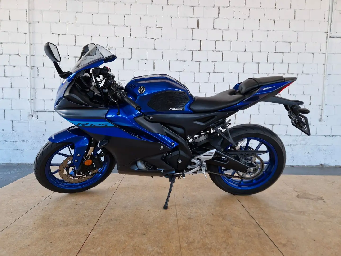 Yamaha YZF-R125 1. Hand/Akrapovic Titan/1 Jahr Garantie Azul - 2