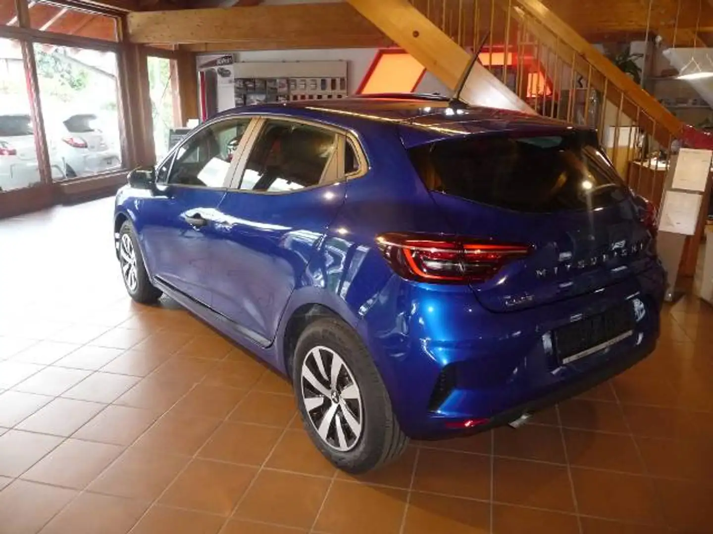 Mitsubishi Colt BASIS 1.0 Benziner 5-Gang Bleu - 2