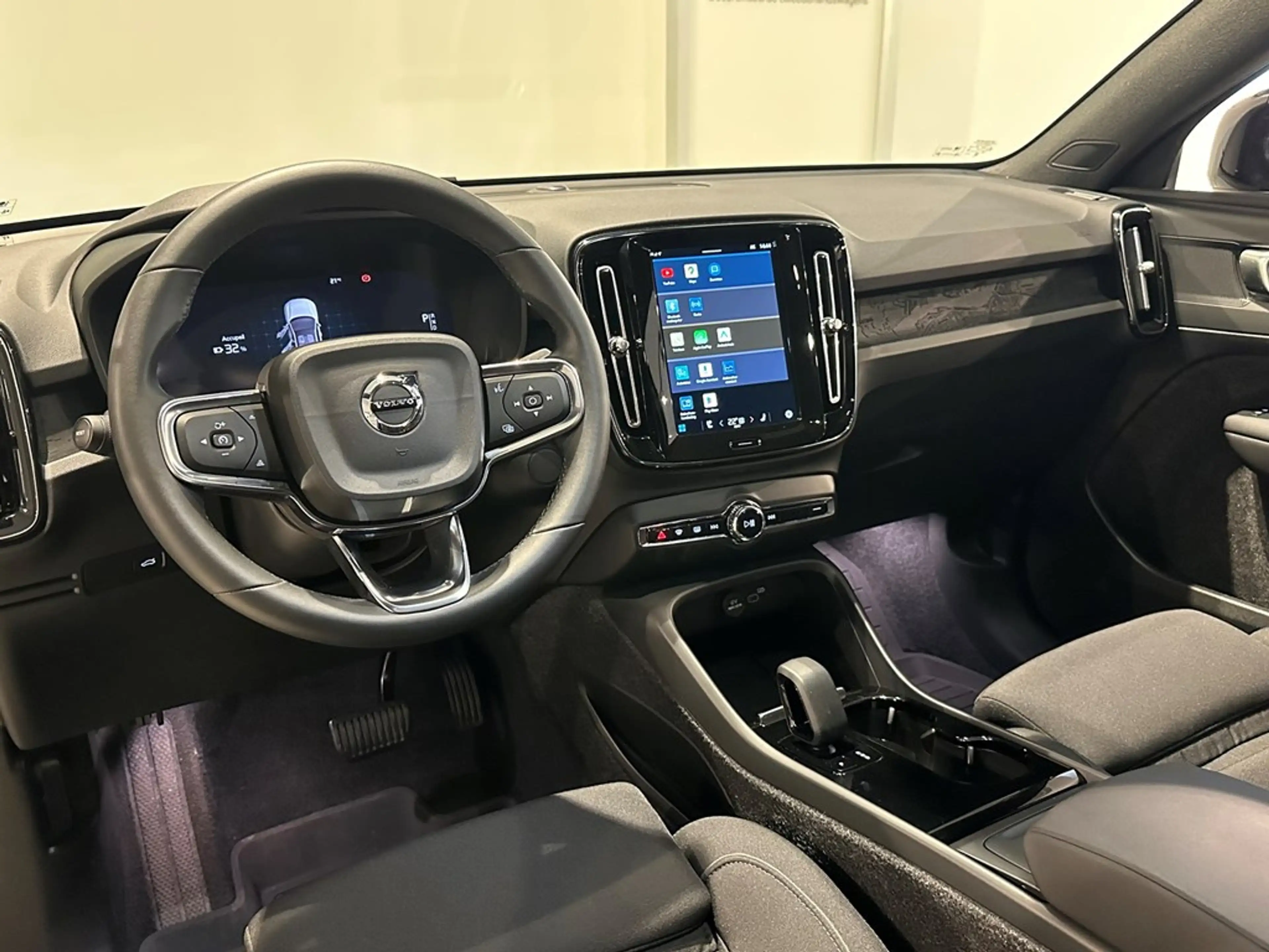 Volvo C40 Recharge + electr trekhaak — photo 4
