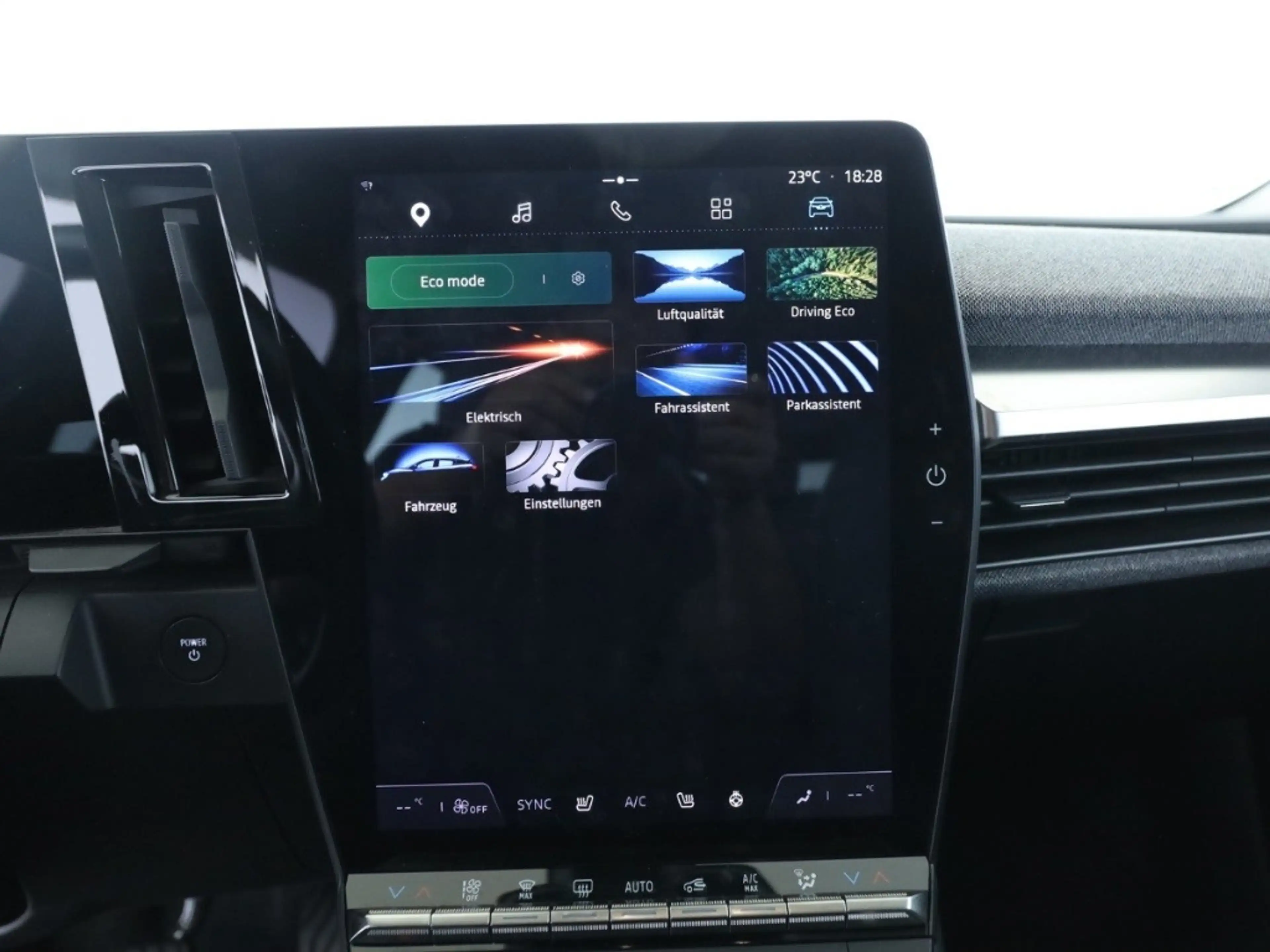 Renault Megane E-Tech EV60 Opt.Charge AUTOM+NAVI+LED+SHZ — photo 14