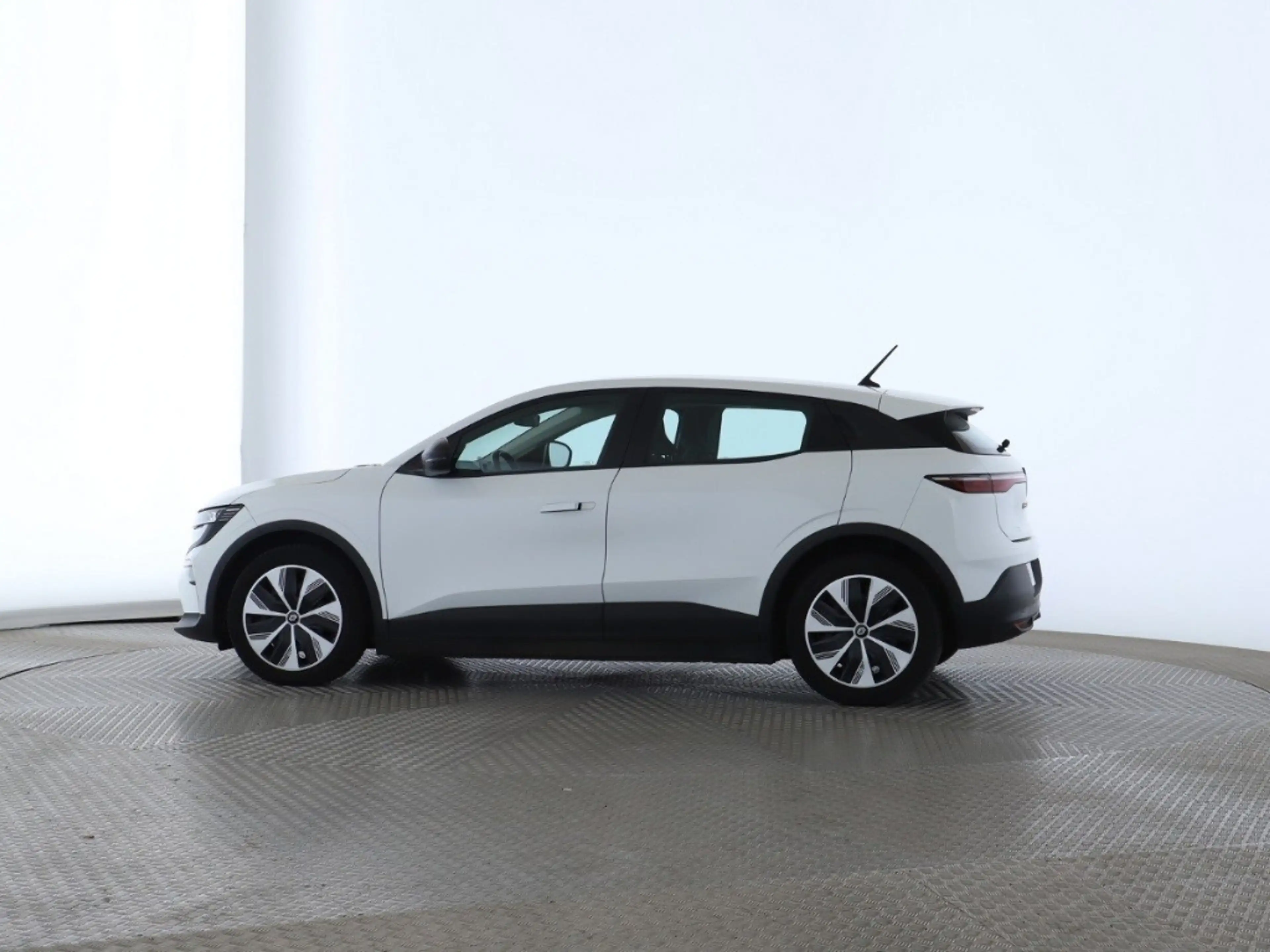 Renault Megane E-Tech EV60 Opt.Charge AUTOM+NAVI+LED+SHZ — photo 3