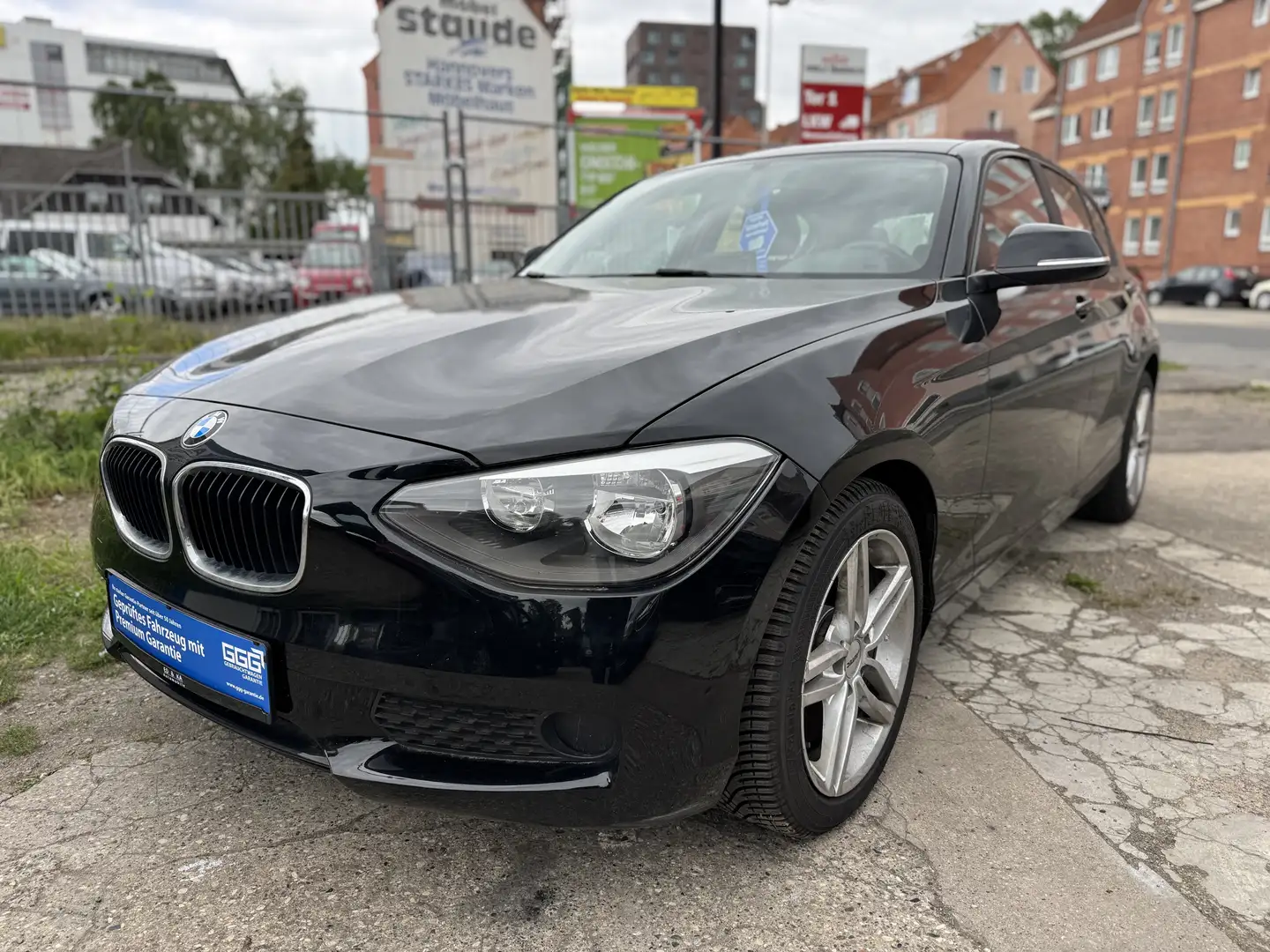 BMW 114 i 5-trg./ LED/ CarPlay/ Android Auto NAVIGATION Noir - 1