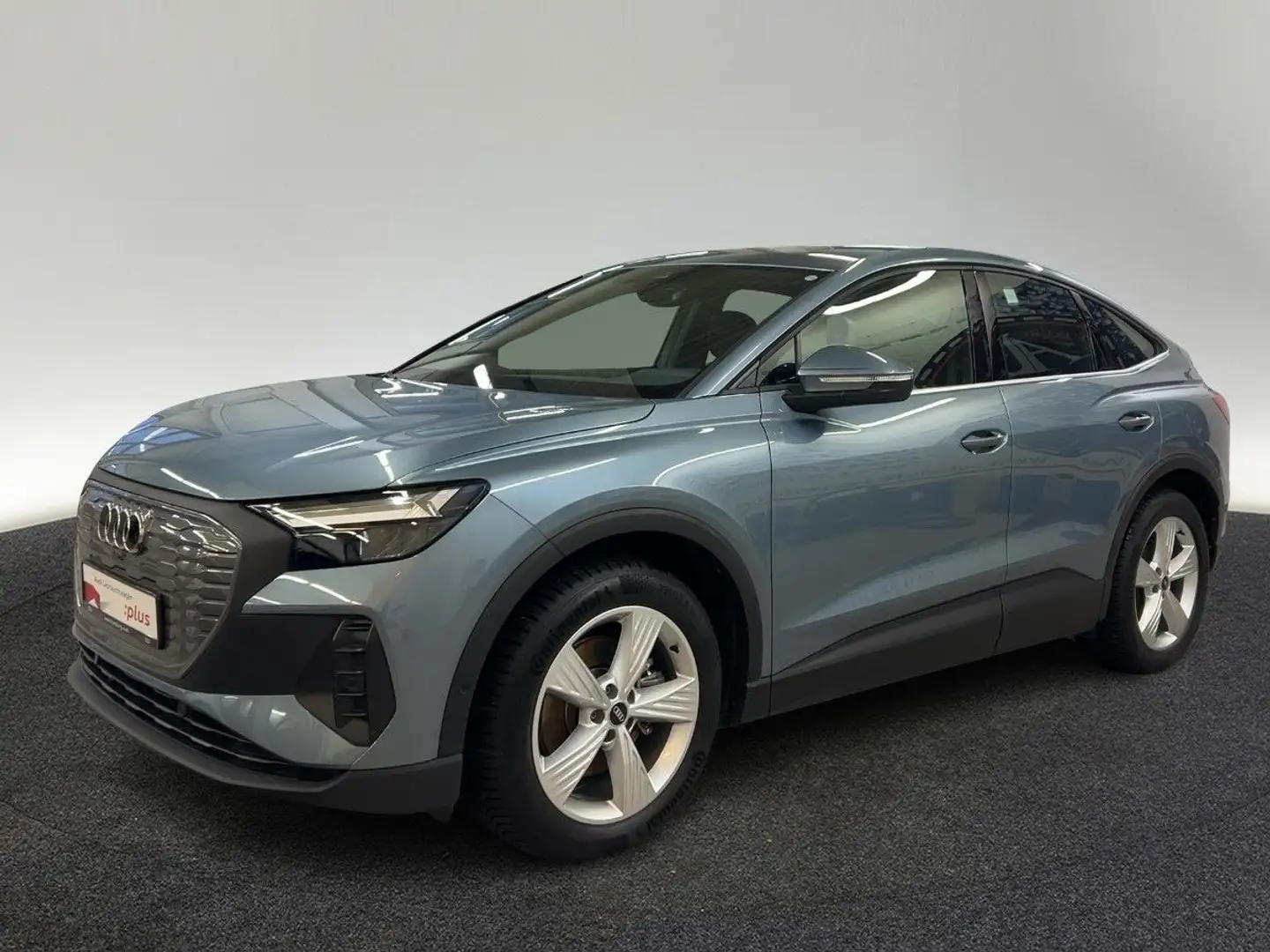 Audi Q4 e-tron Q4 Sportback 35 e-tron 125 kW Kamera Navi Virtua Blau - 2