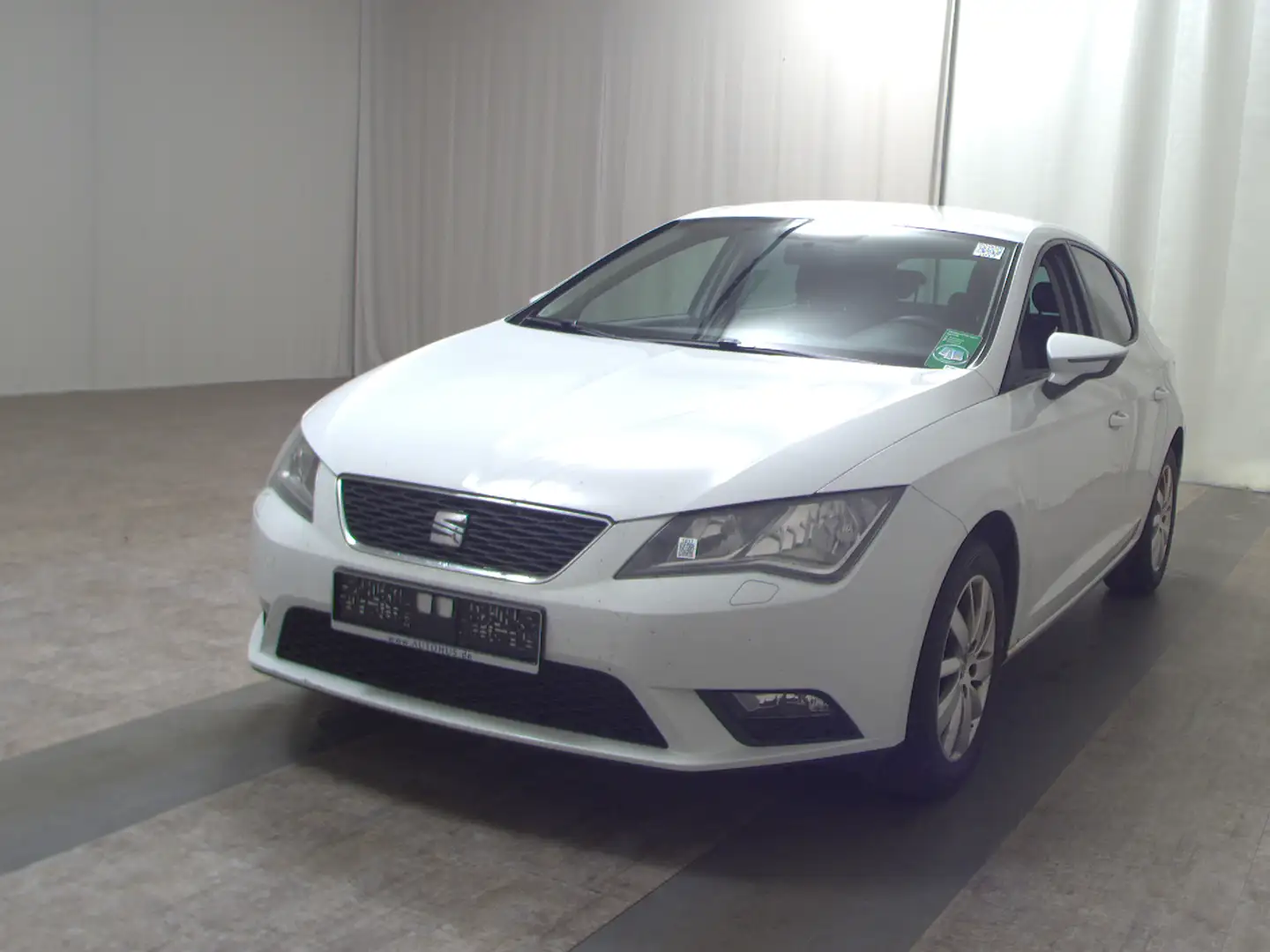 SEAT Leon 1.2 TSI Ecomotive/ Reference Sportp. SHZ Weiß - 2