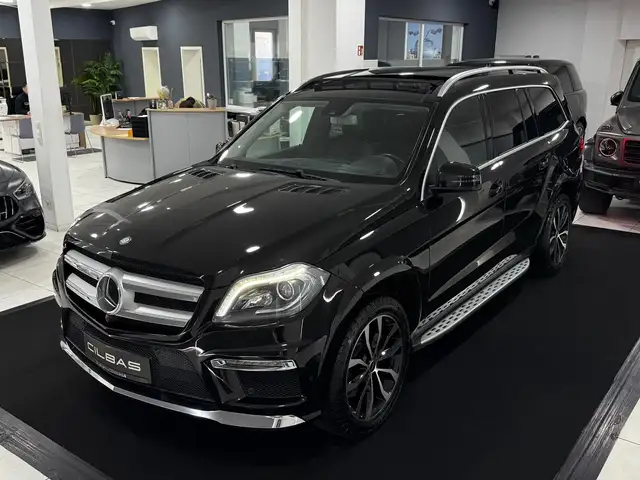 Mercedes-Benz GL 350 d 4M AMG-LINE*PANO*360°DISTR*7-SITZER*LED