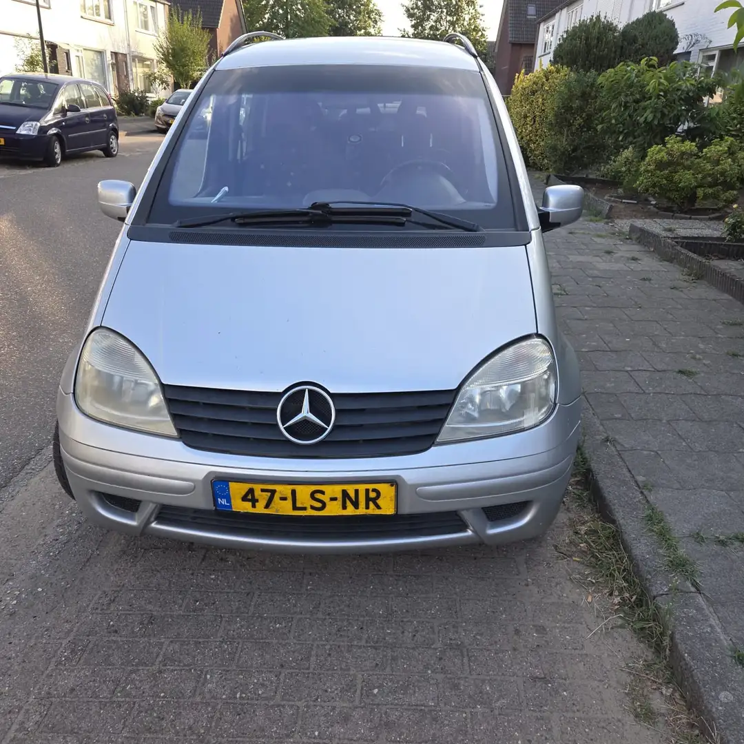Mercedes-Benz Vaneo family Silber - 2
