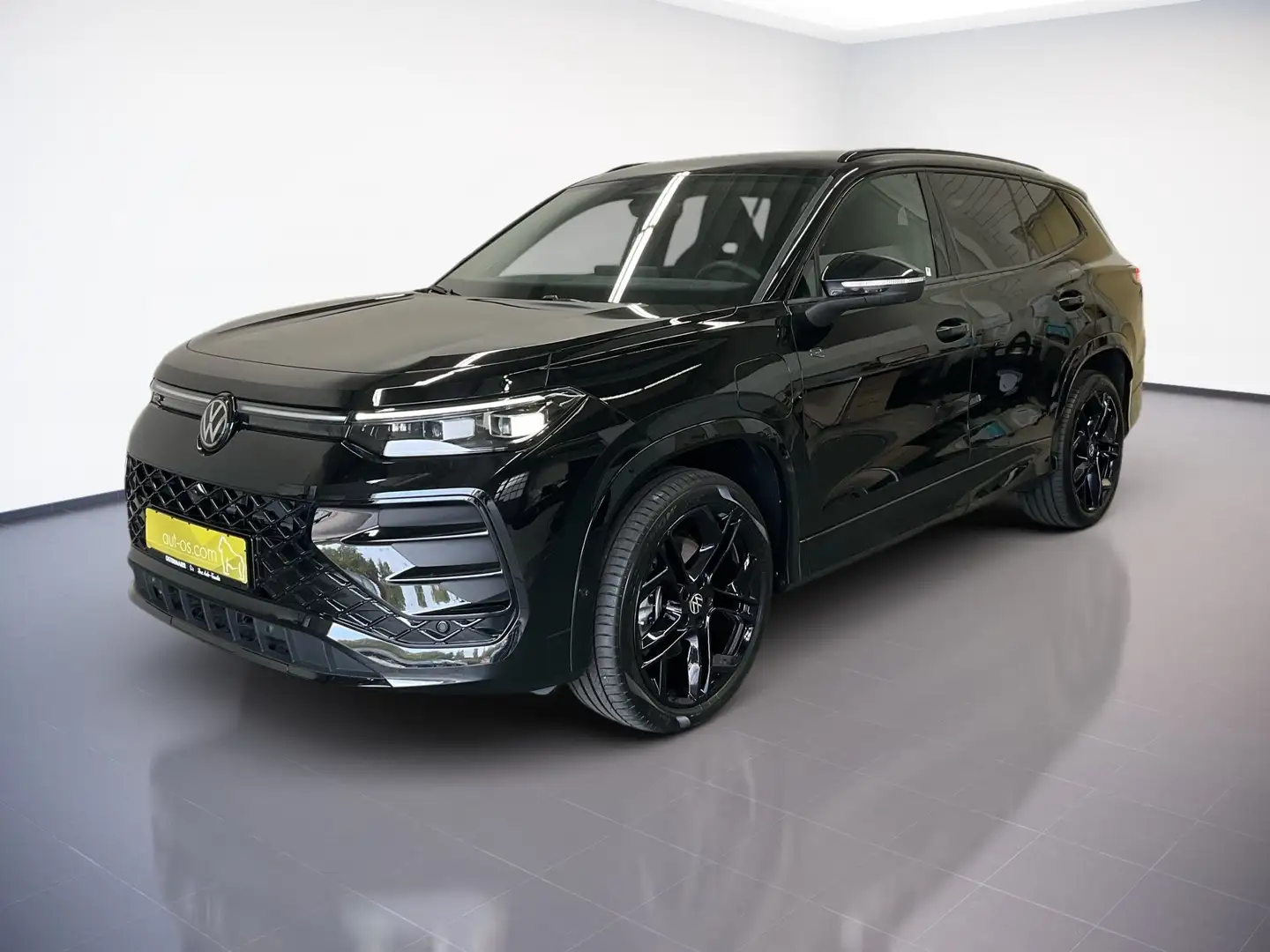 Volkswagen Tayron R-Line 1.5 eHybrid Black Style Navi Pro Max. Assis Zwart - 2