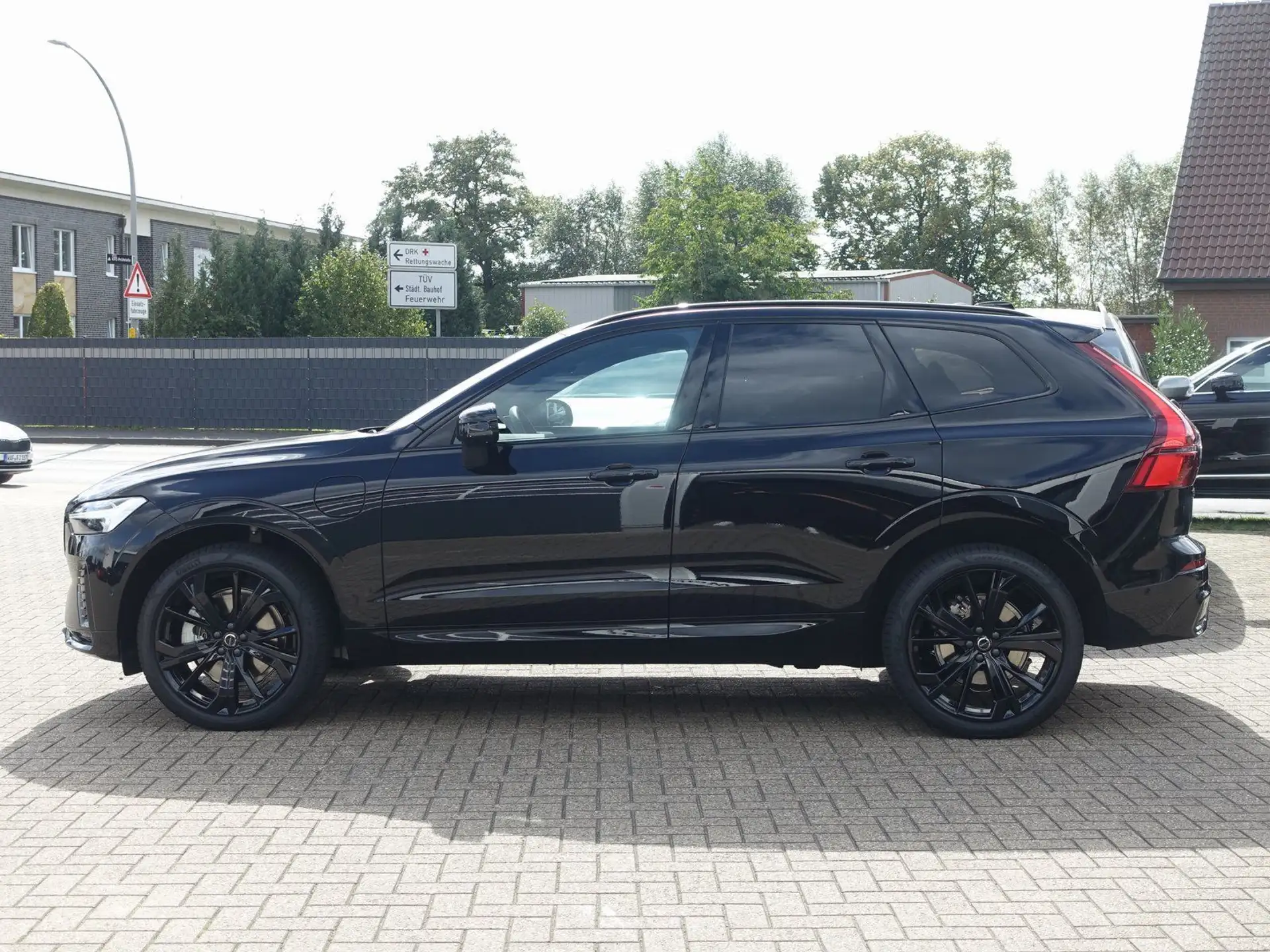 볼보 Volvo XC60 T6 2026 검정 사진 6