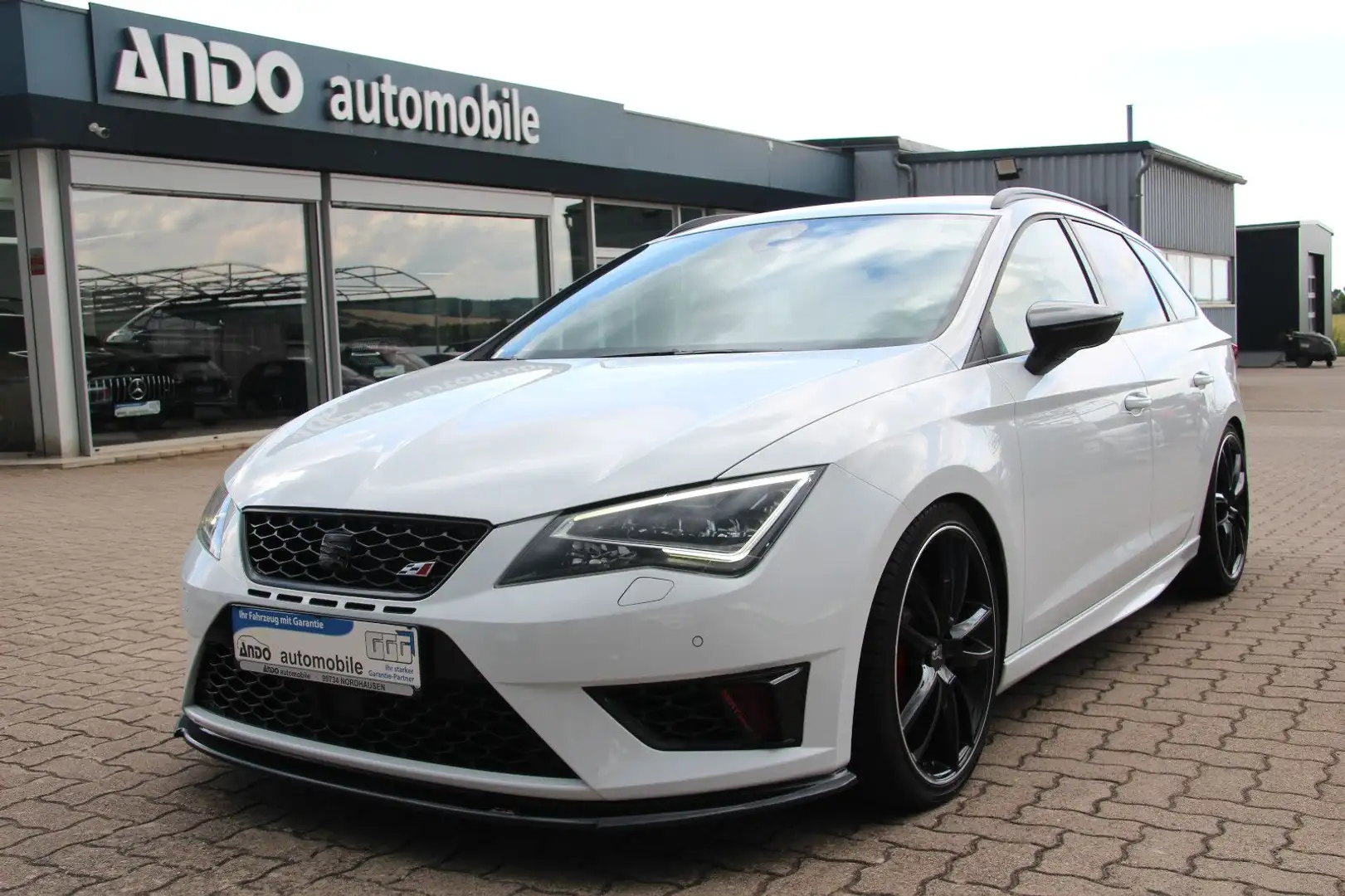 SEAT Leon ST 2.0 Cupra 280 LED/DAB/ACC/Tuning Weiß - 1