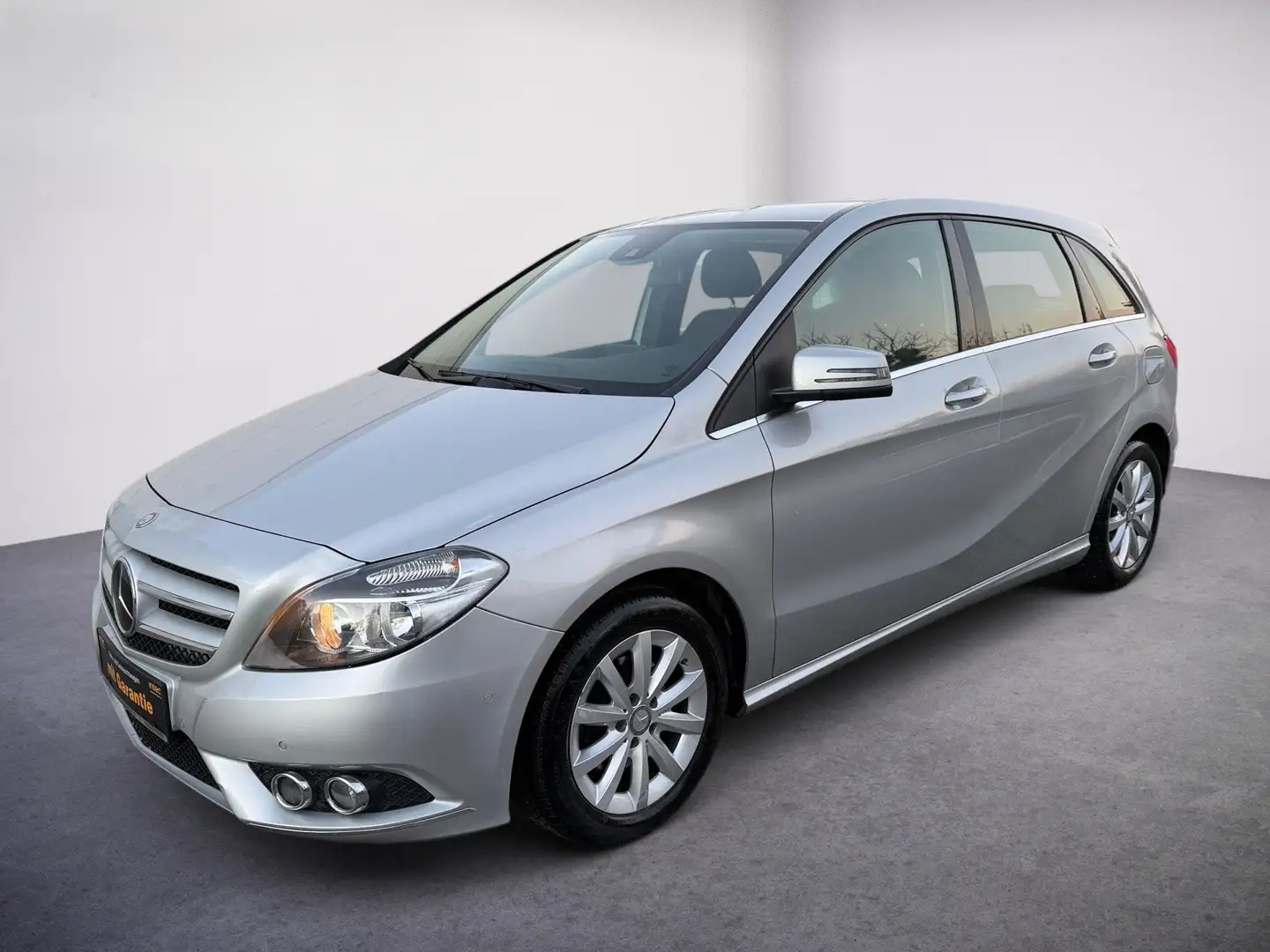 Mercedes-Benz B 200 CDI BlueEfficiency A-Edition DPF Aut. Grau - 1