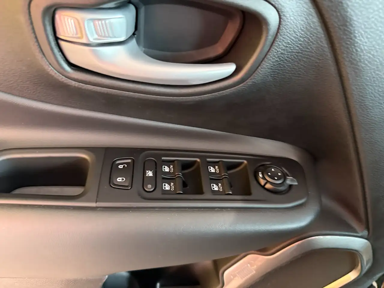 Jeep Renegade Renegade 1.3 Turbo 4xe 240cvPHEV North Star KM0 12