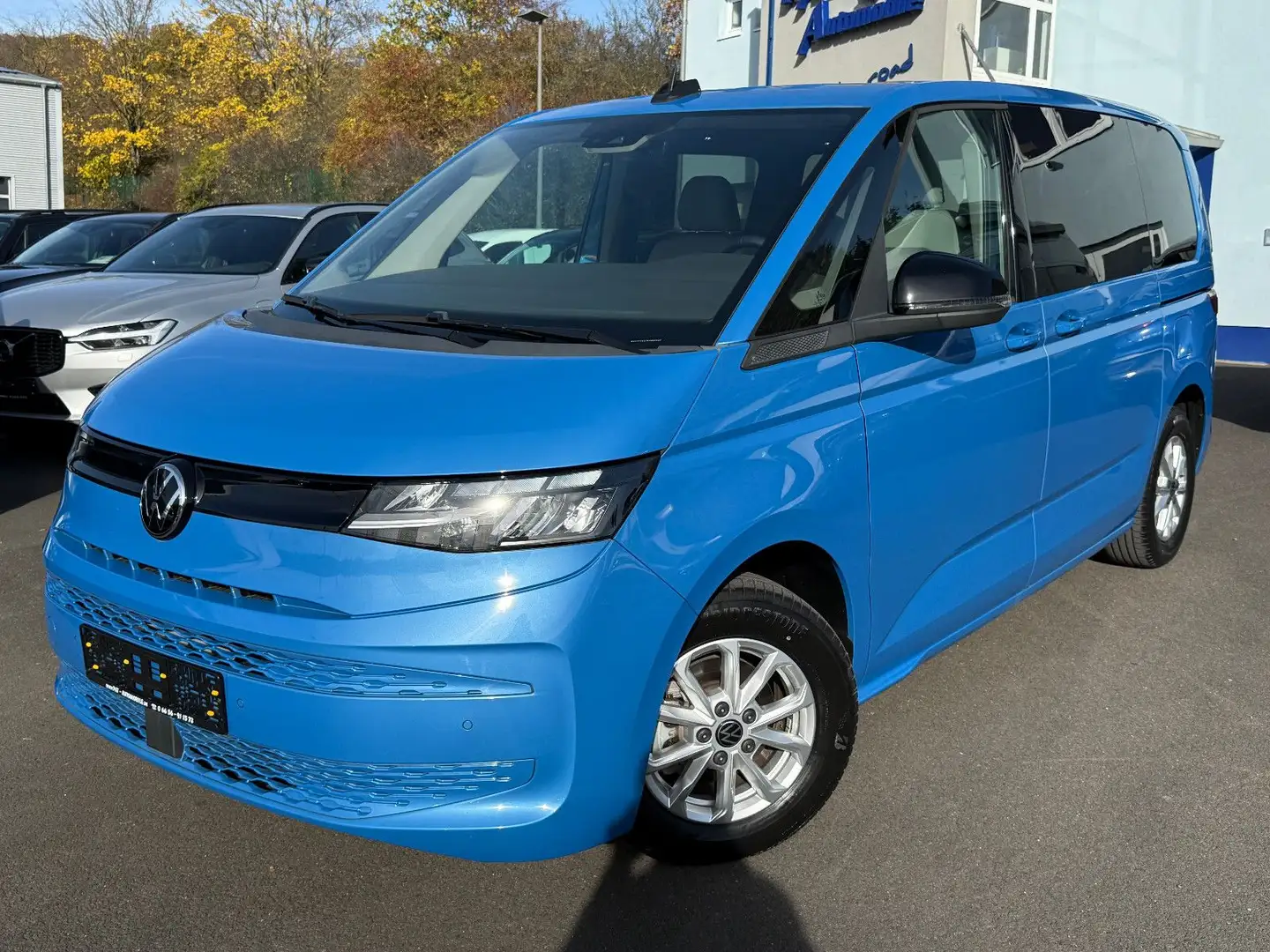 Volkswagen T7 Multivan T7 New Multivan TSI DSG AHK DAB GRA Navi Kam LED Blau - 1