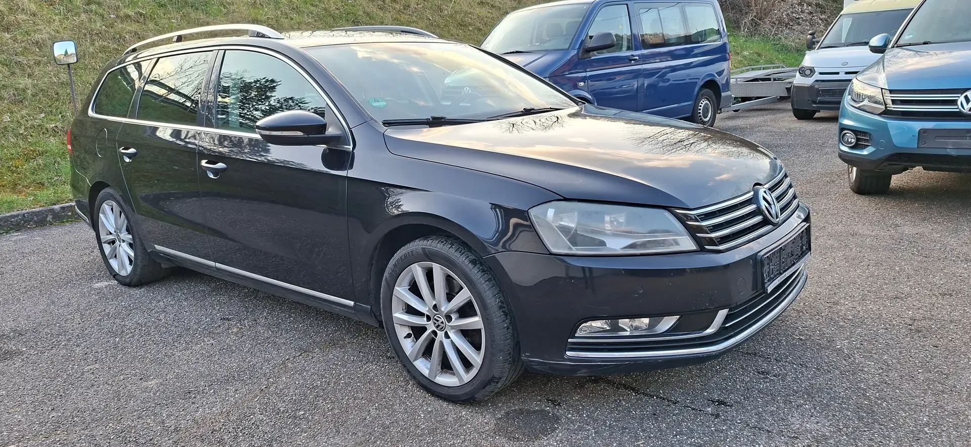 Volkswagen Passat 2,0 TDI 170 PS Highline Navi Leder Schwarz - 2