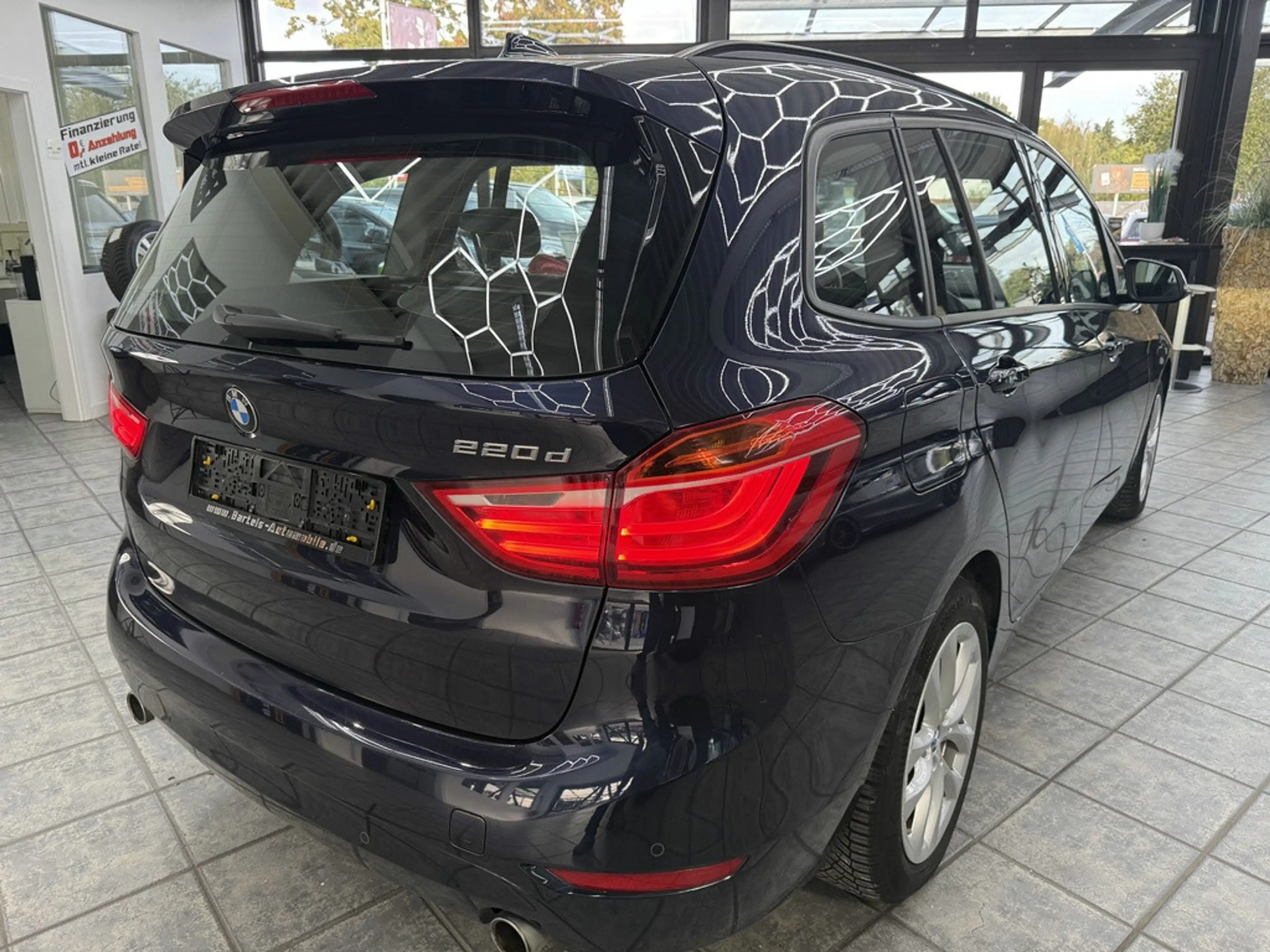BMW 220 d Advantage, LED, Leder, Navi — photo 13