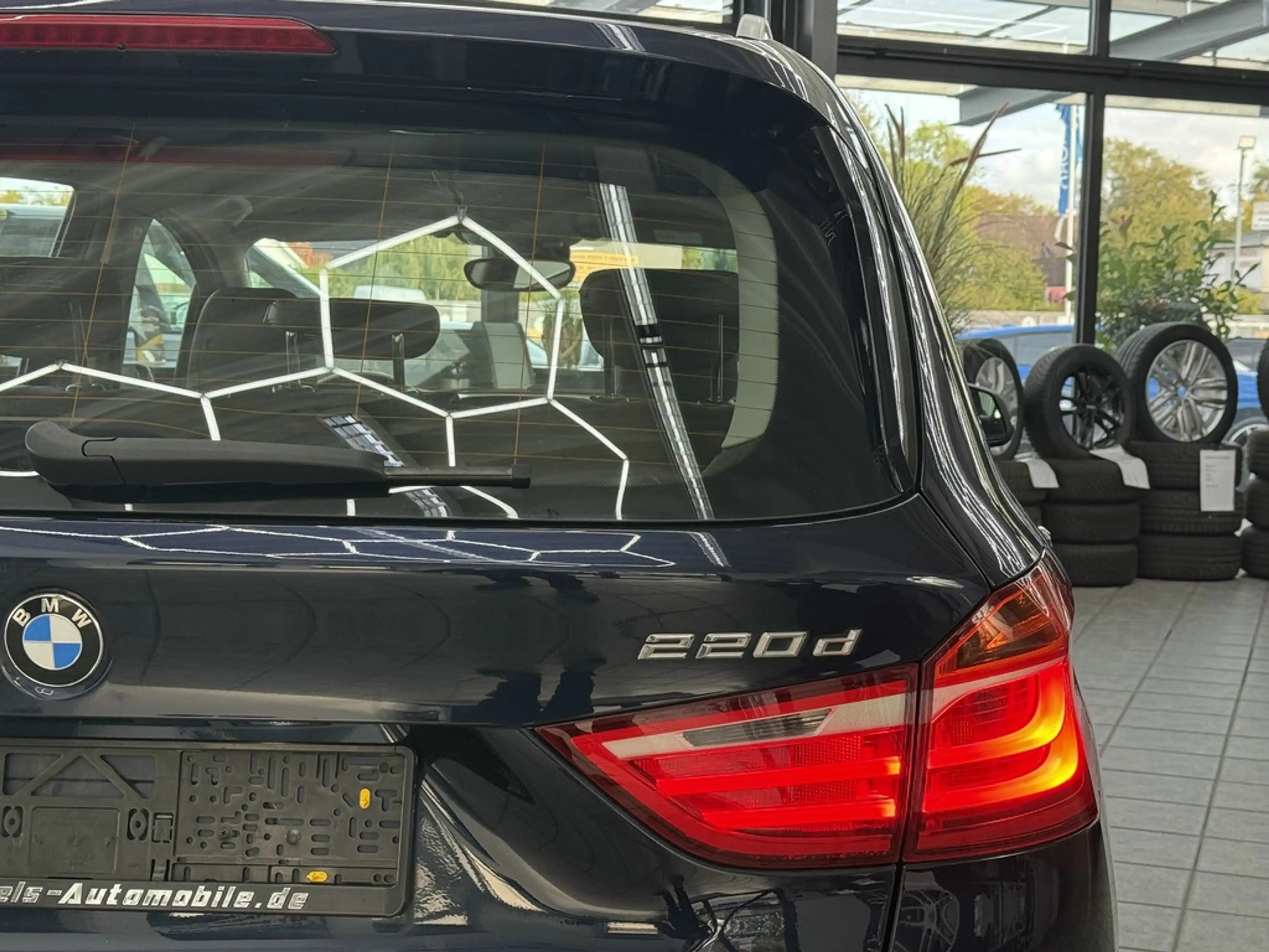 BMW 220 d Advantage, LED, Leder, Navi — photo 15
