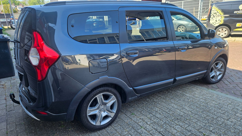 Dacia Lodgy 1.3 TCe Ambiance 7p. — photo 4