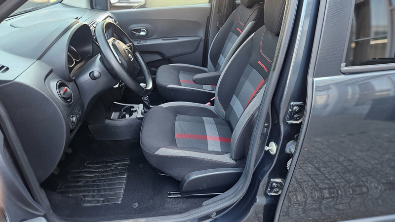 Dacia Lodgy 1.3 TCe Ambiance 7p. — photo 12