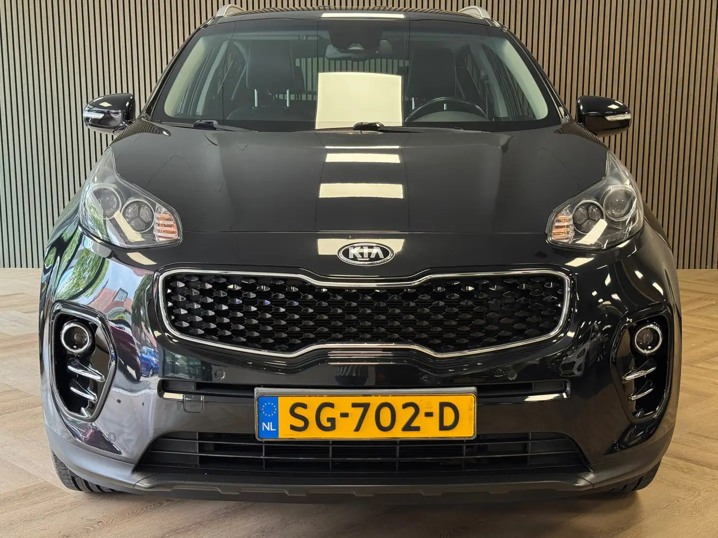 Kia Sportage 1.6 GDI Design Edition NAVIGATIE CAMERA CRUISE APP Zwart - 2