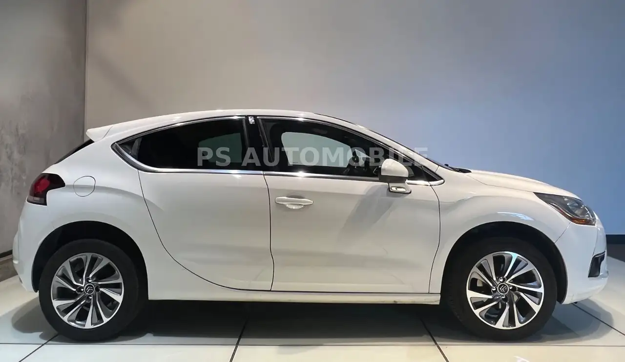 DS Automobiles DS 4