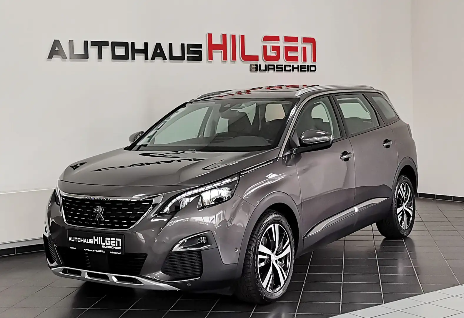 Peugeot 5008 Allure Aut.*7Sitze*Pano*R.Kamera*CarPlay Gris - 1