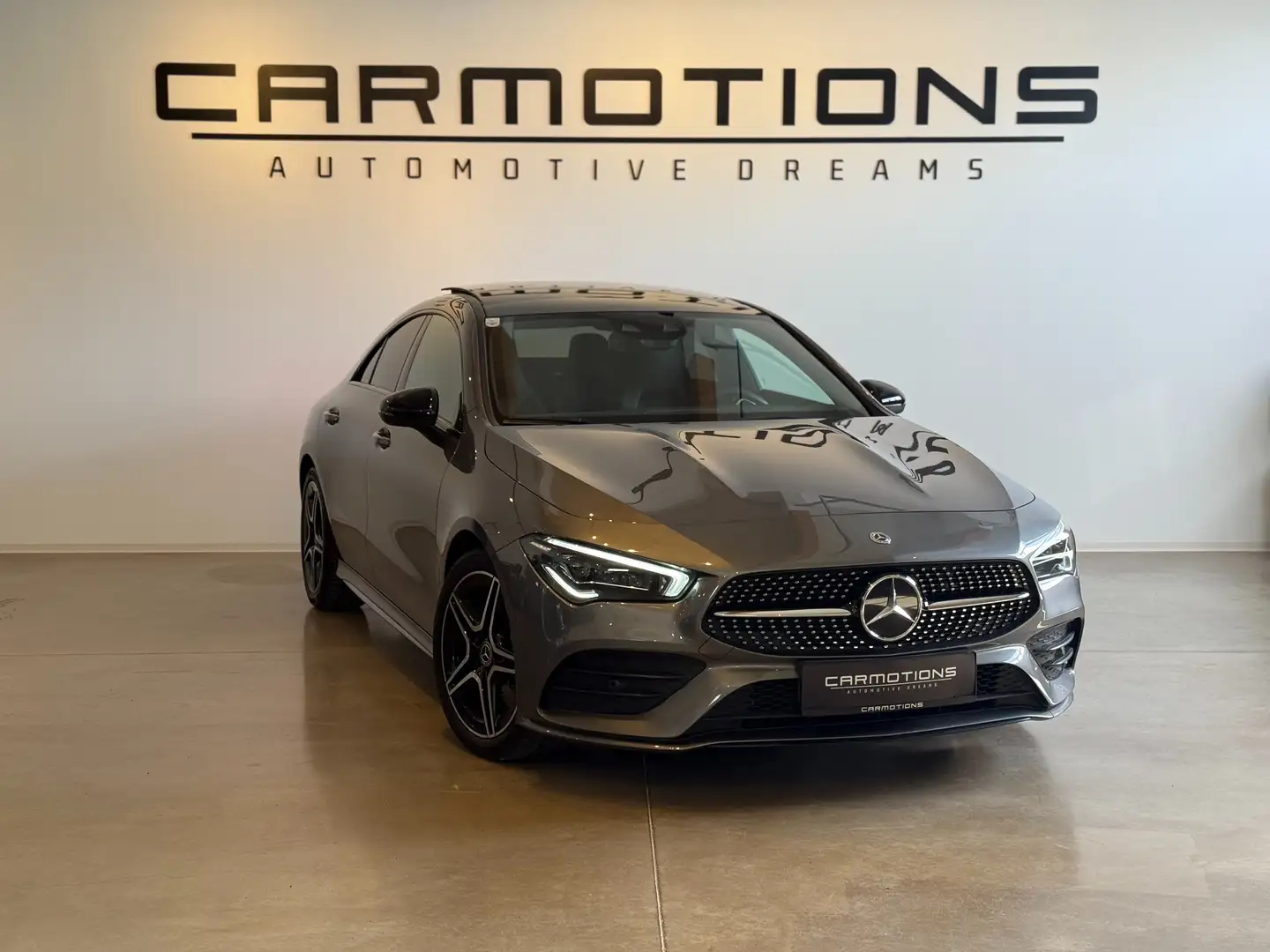 Mercedes-Benz CLA 200 d AMG | Panorama | Standheizung | Multibeam Grau - 1