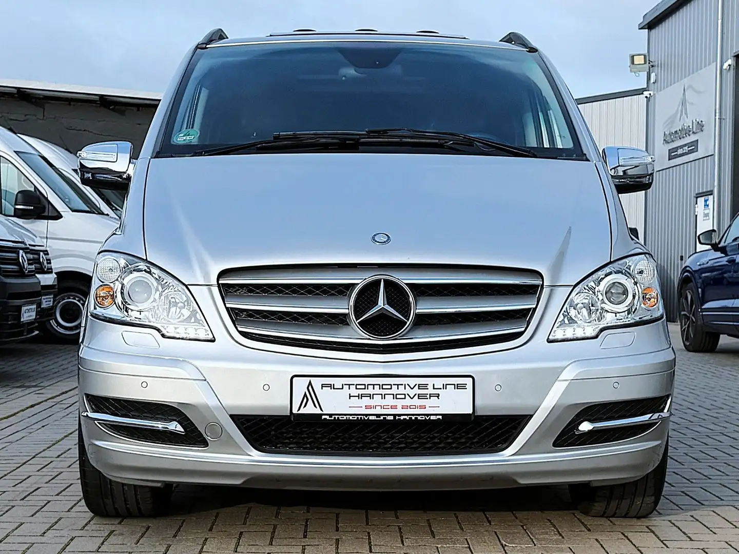 Mercedes-Benz Viano VIANO 3.0 CDI LANG/LEDER/PANO/7SITZER/KAMERA/XEN Argent - 2