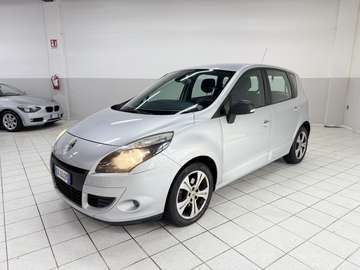 1.9 dci Luxe (dynamique) 130cv fap