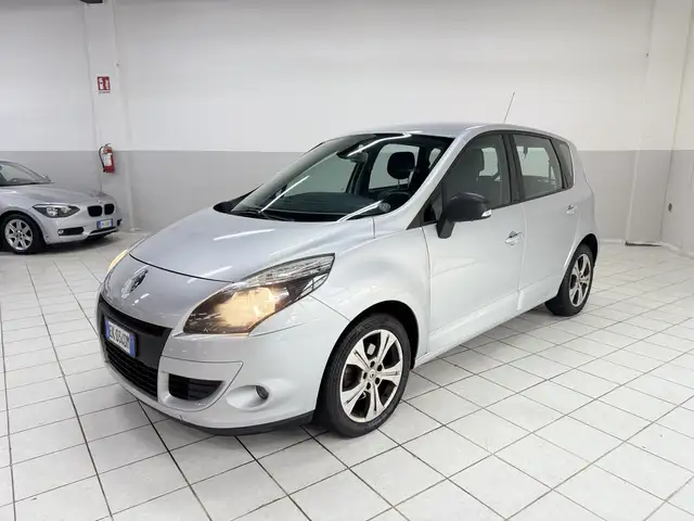 Renault Scenic 1.9 dci Luxe (dynamique) 130cv fap