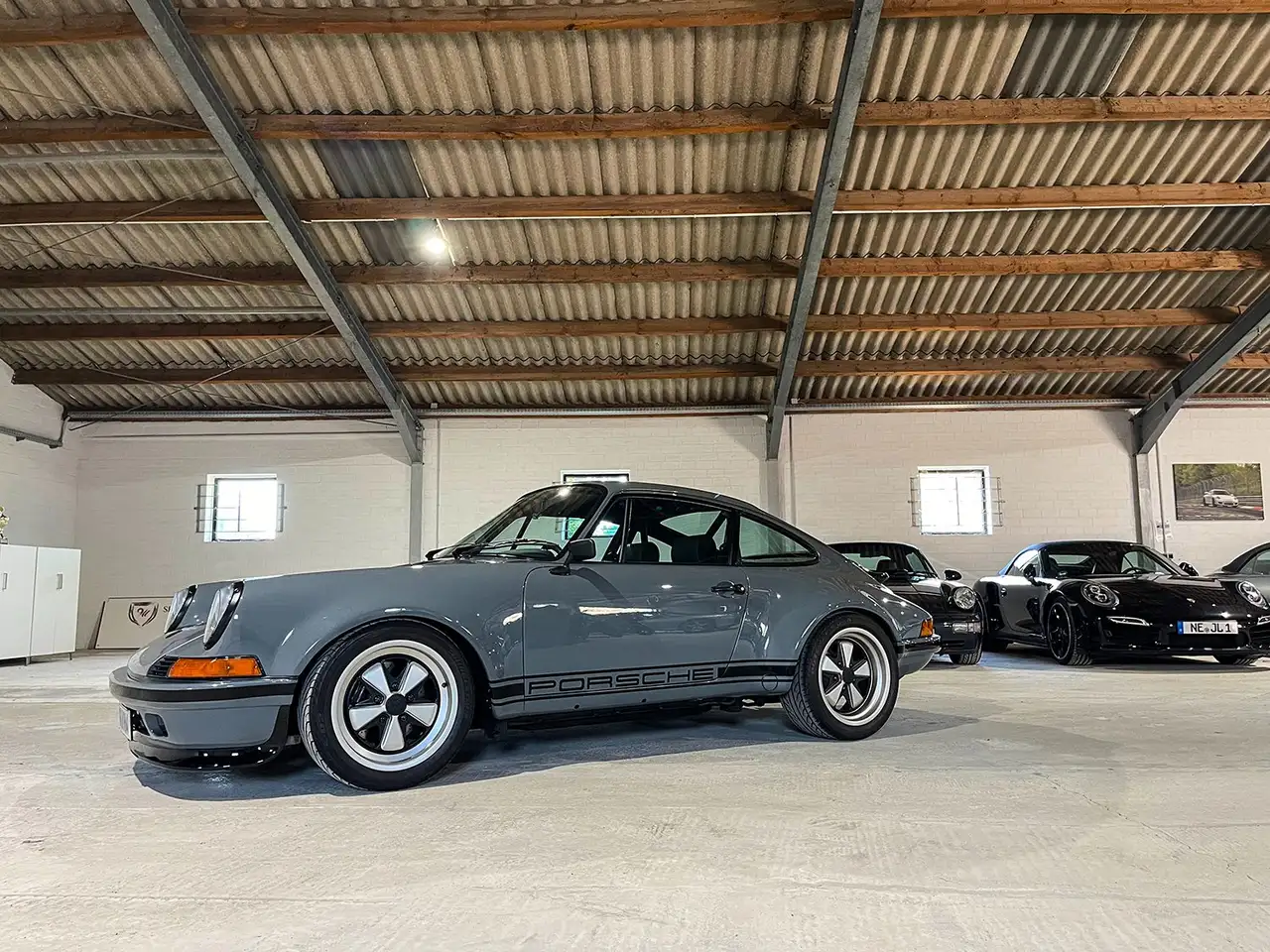 Porsche 964