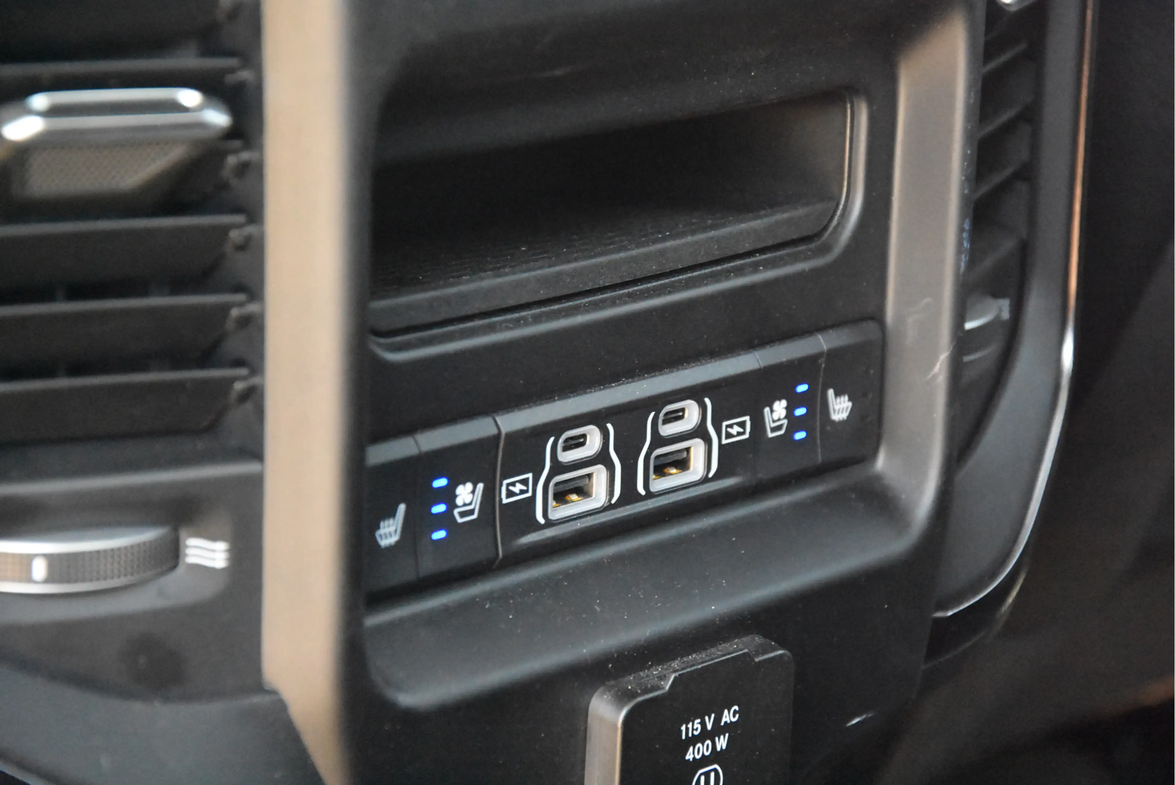 Dodge RAM 1500 6.2 V8 4x4 Crew Cab TRX | 22 inch | LPG — photo 35