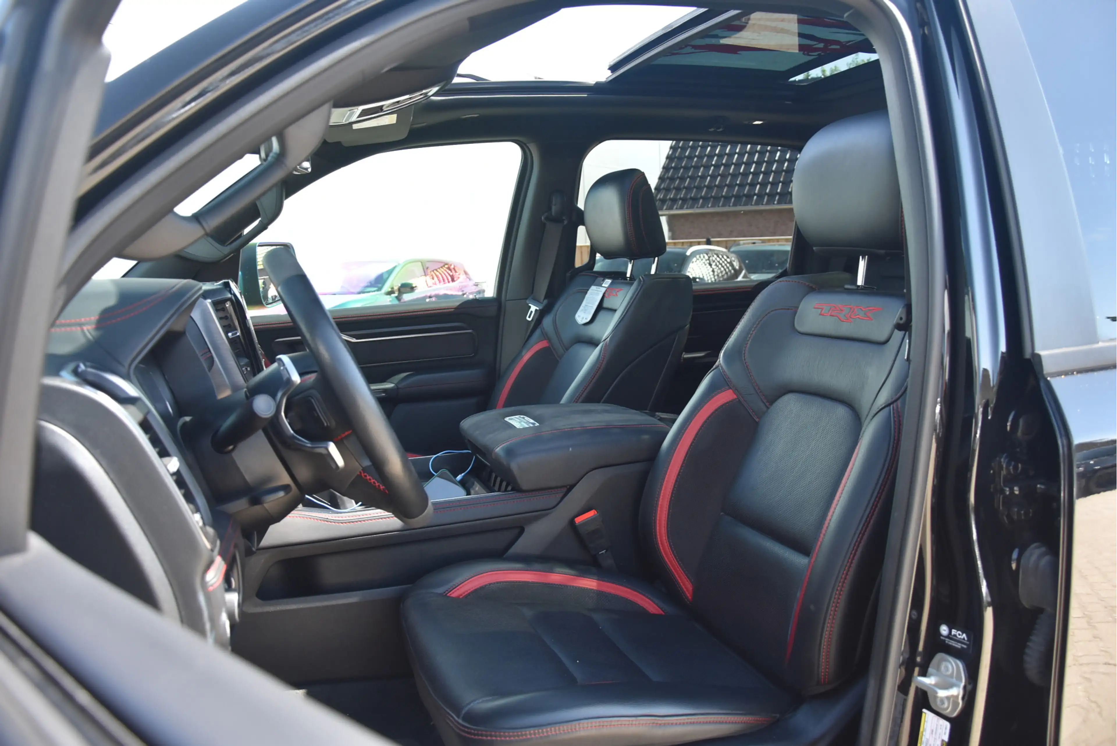 Dodge RAM 1500 6.2 V8 4x4 Crew Cab TRX | 22 inch | LPG — photo 34