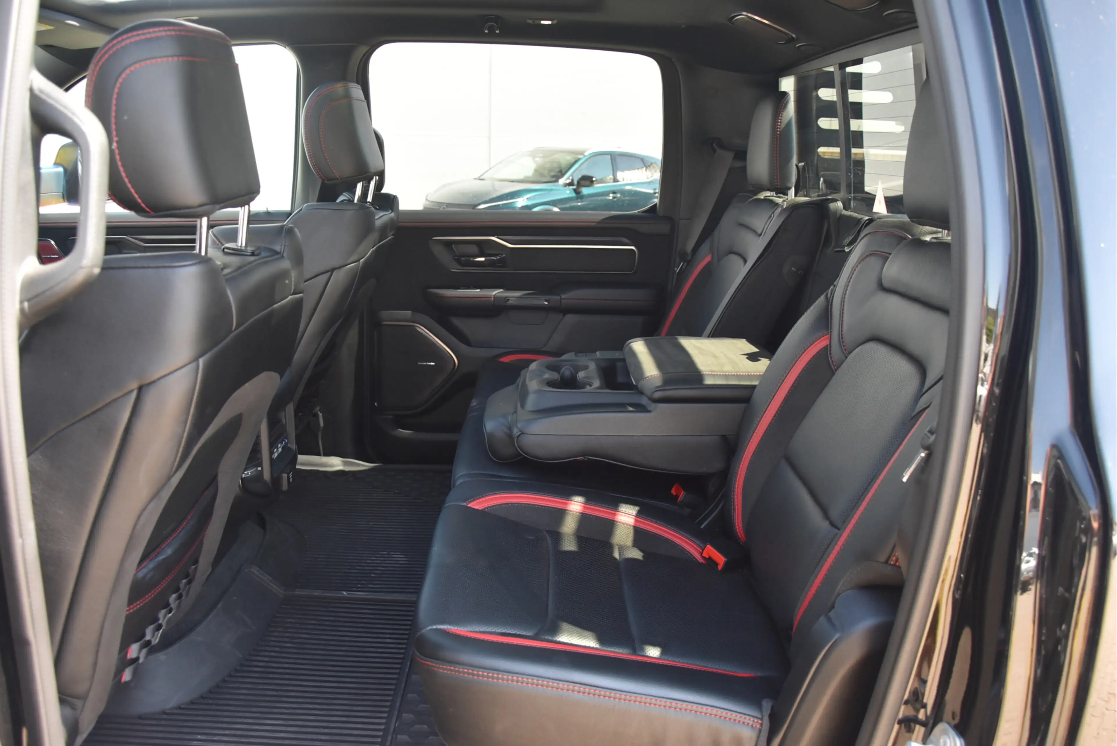 Dodge RAM 1500 6.2 V8 4x4 Crew Cab TRX | 22 inch | LPG — photo 36