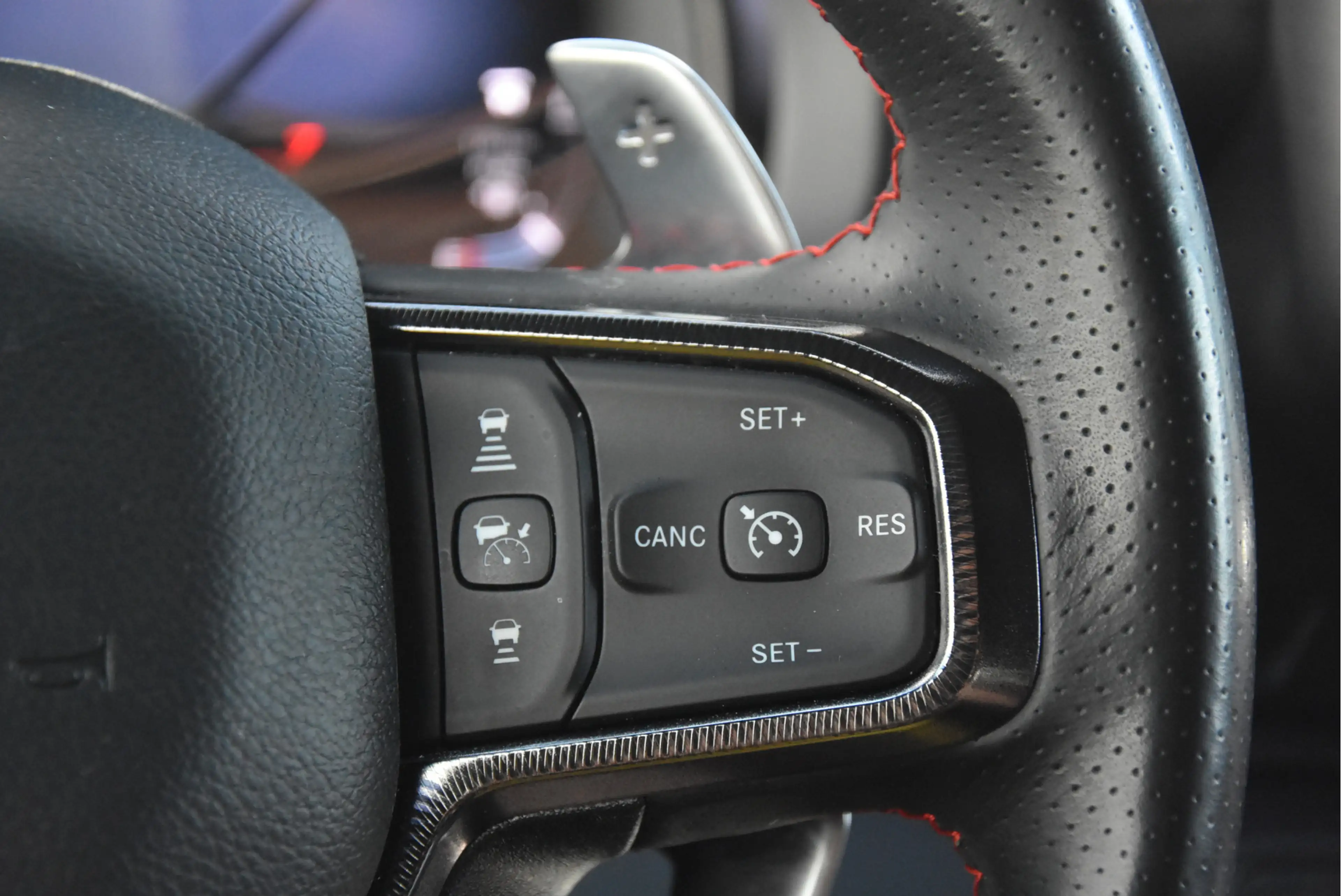 Dodge RAM 1500 6.2 V8 4x4 Crew Cab TRX | 22 inch | LPG — photo 10